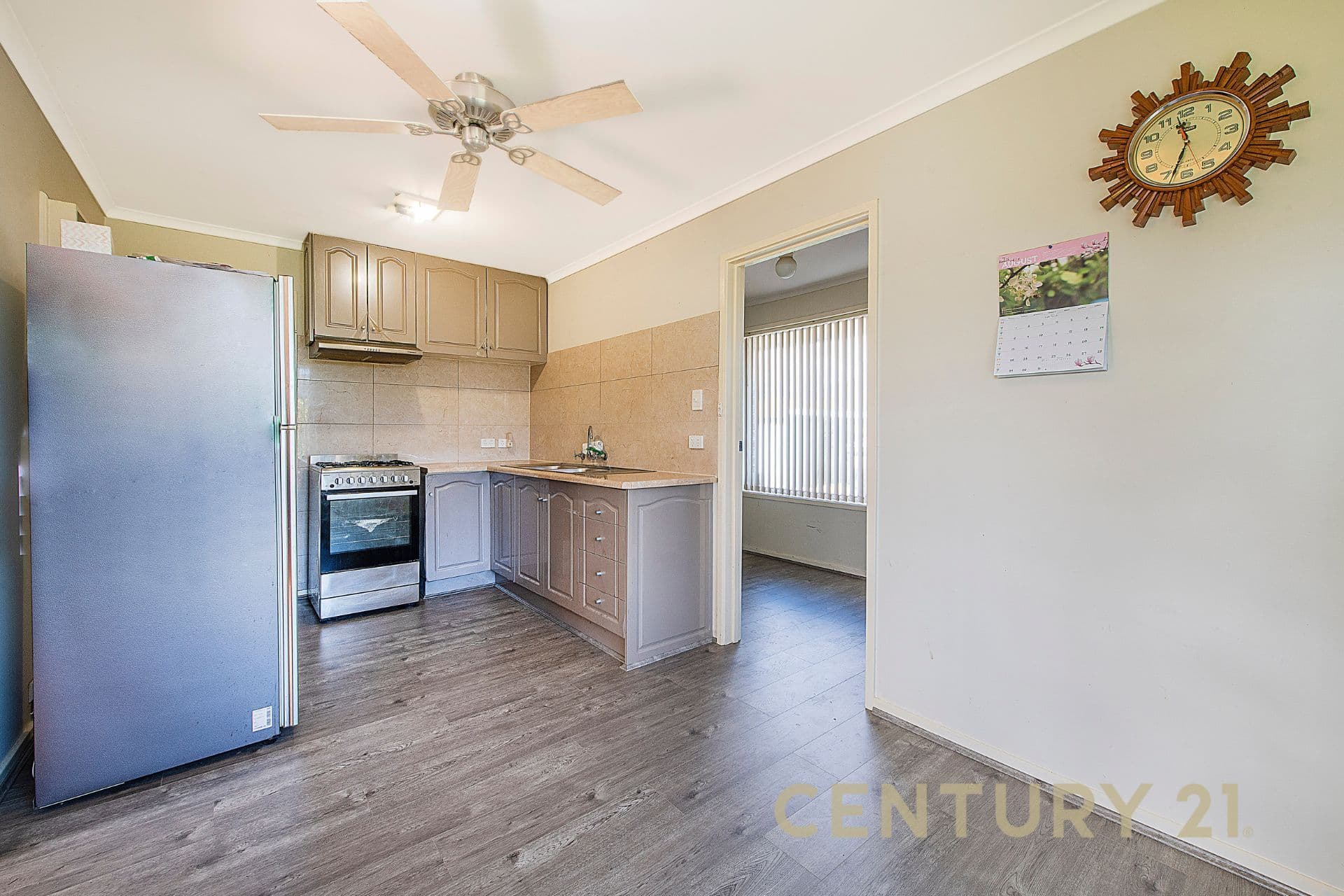 8 Silverton Drive, Noble Park North, VIC, 3174, Noble Park North - Thumbnail 4