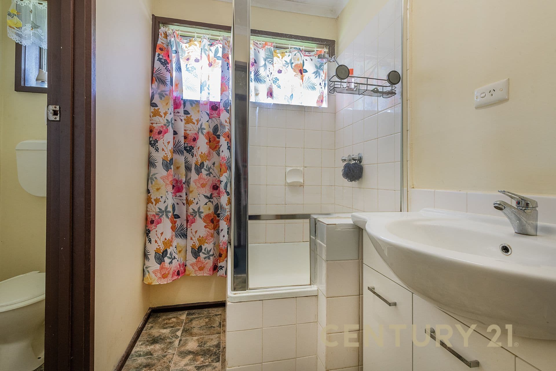 2/49 Taylor Street, Cranbourne, VIC, 3977, Mernda - Thumbnail 4