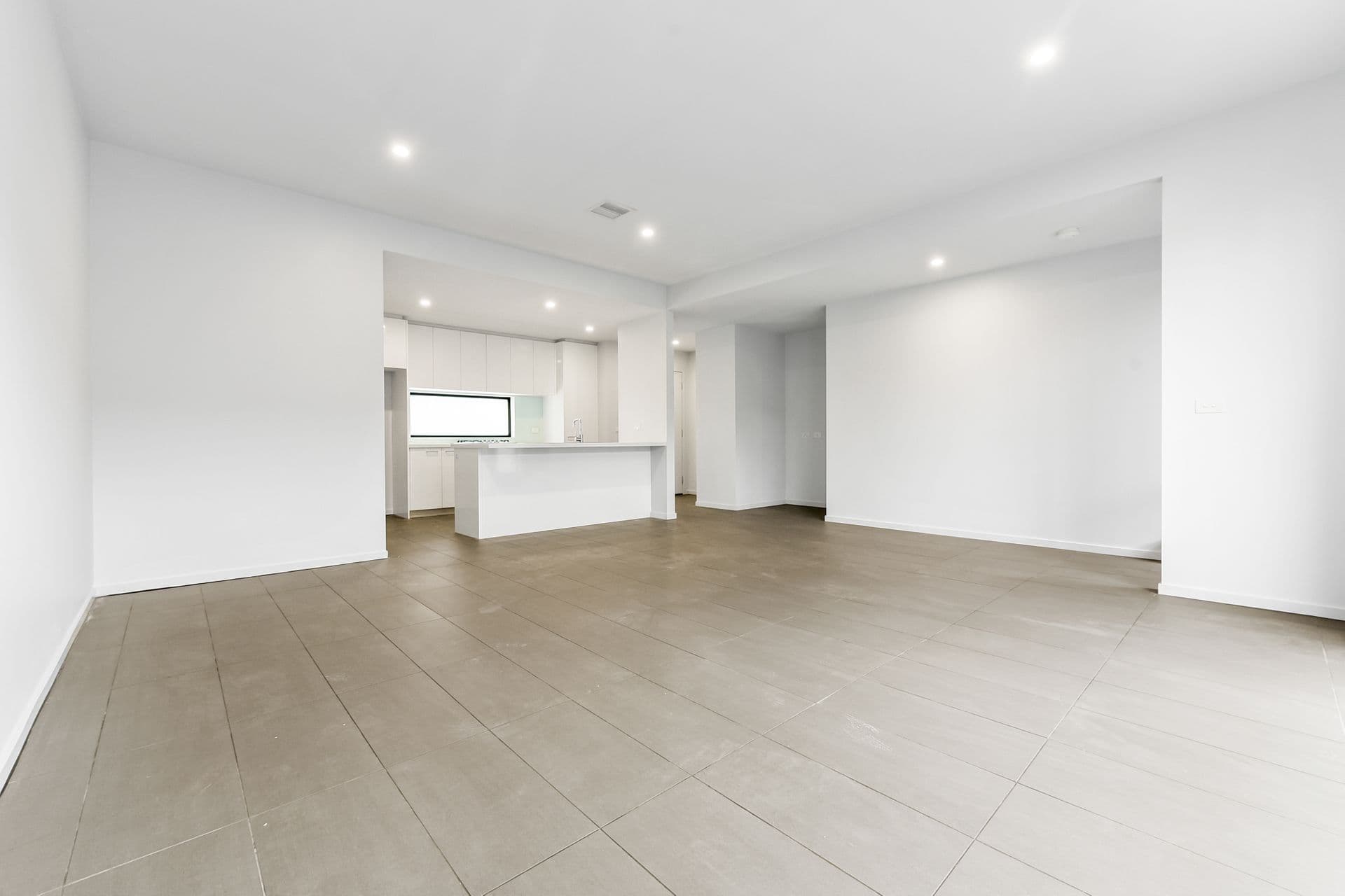 76 City Vista Circuit, Cranbourne West, VIC, 3977, Cranbourne West - Thumbnail 2