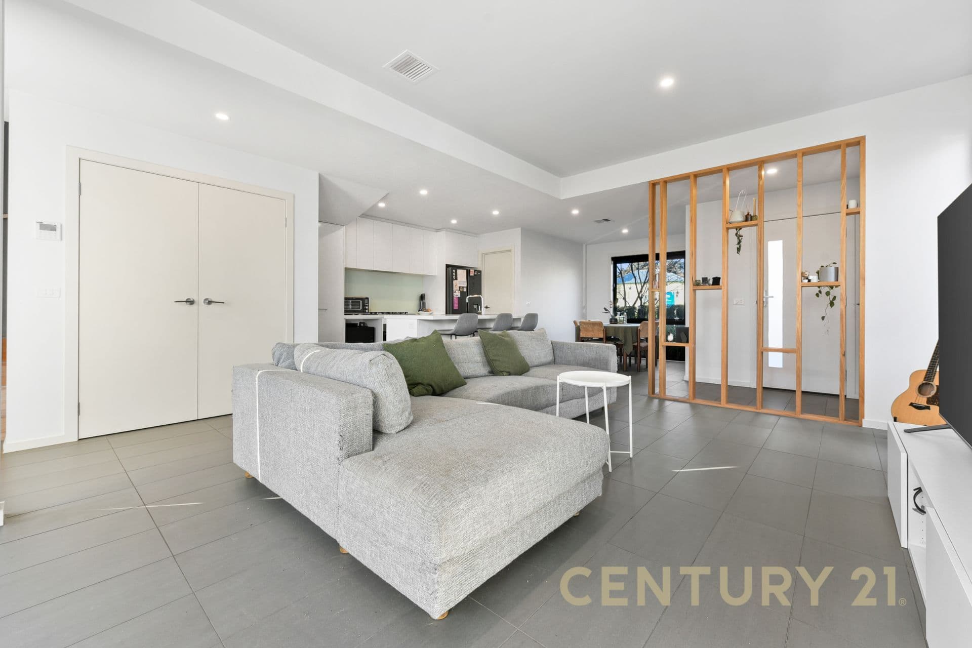 84 City Vista Circuit, Cranbourne West, VIC, 3977, Cranbourne West - Thumbnail 3