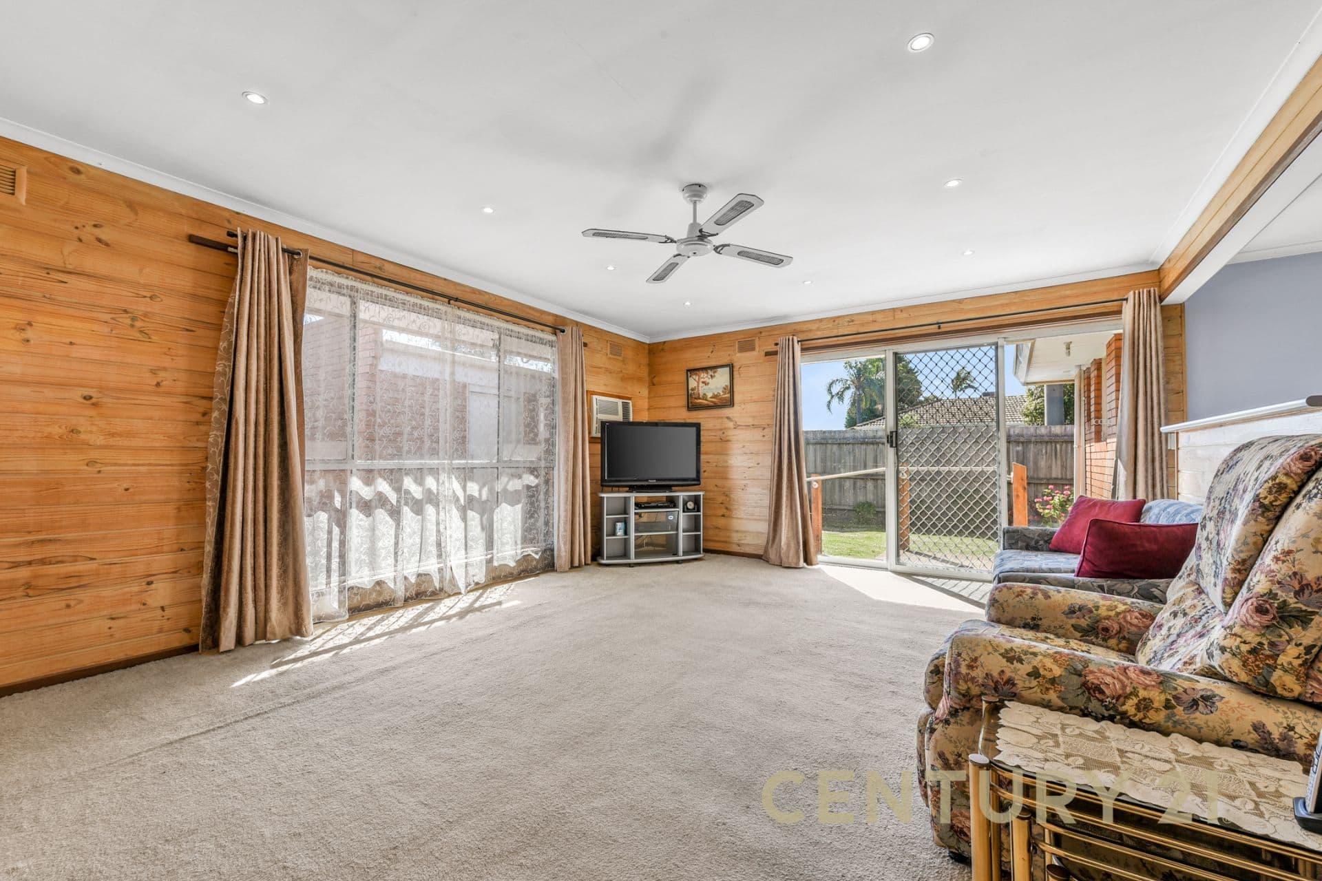 23 Locharn Crescent, Keysborough, VIC, 3173, Keysborough - Thumbnail 2