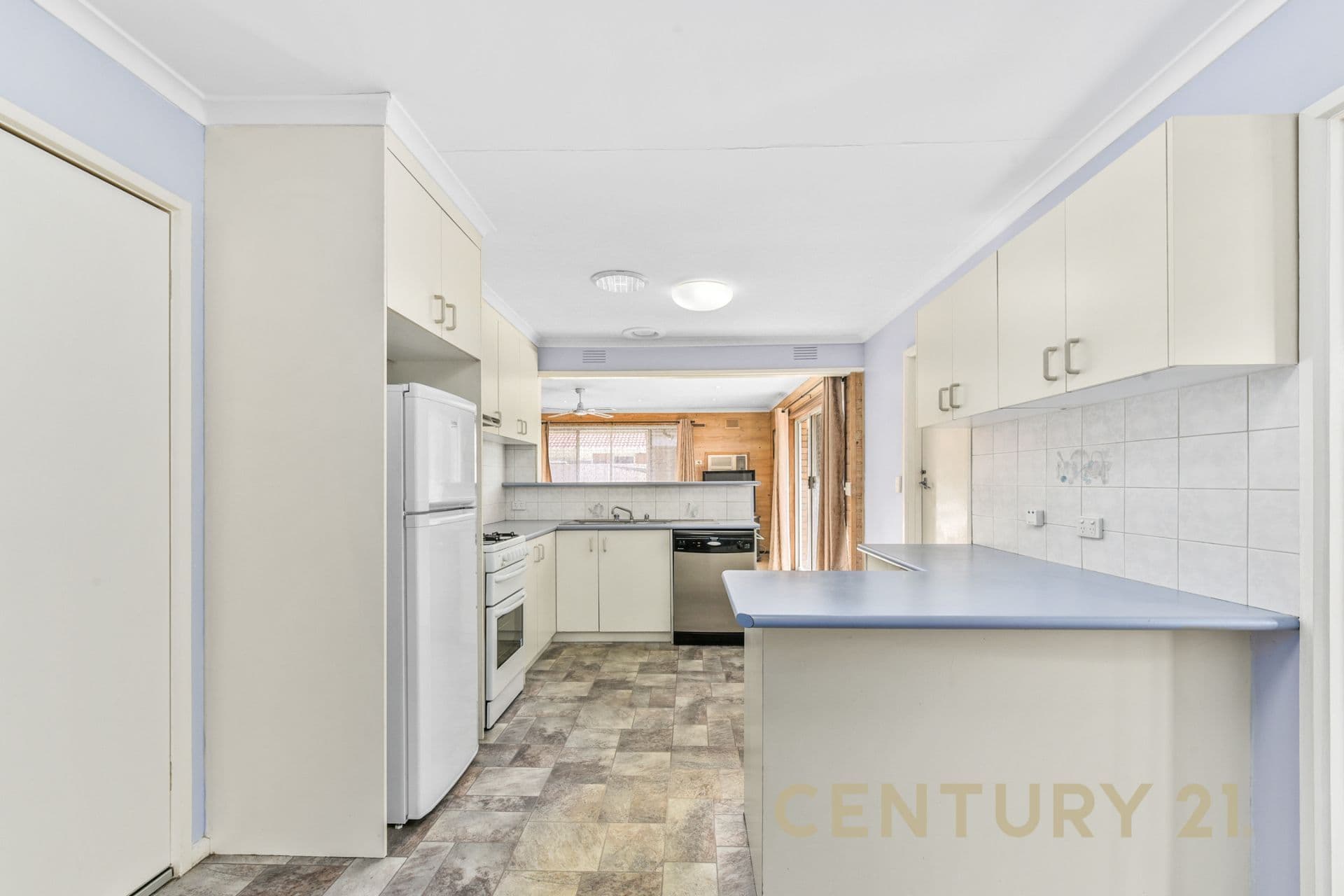 23 Locharn Crescent, Keysborough, VIC, 3173, Keysborough - Thumbnail 4