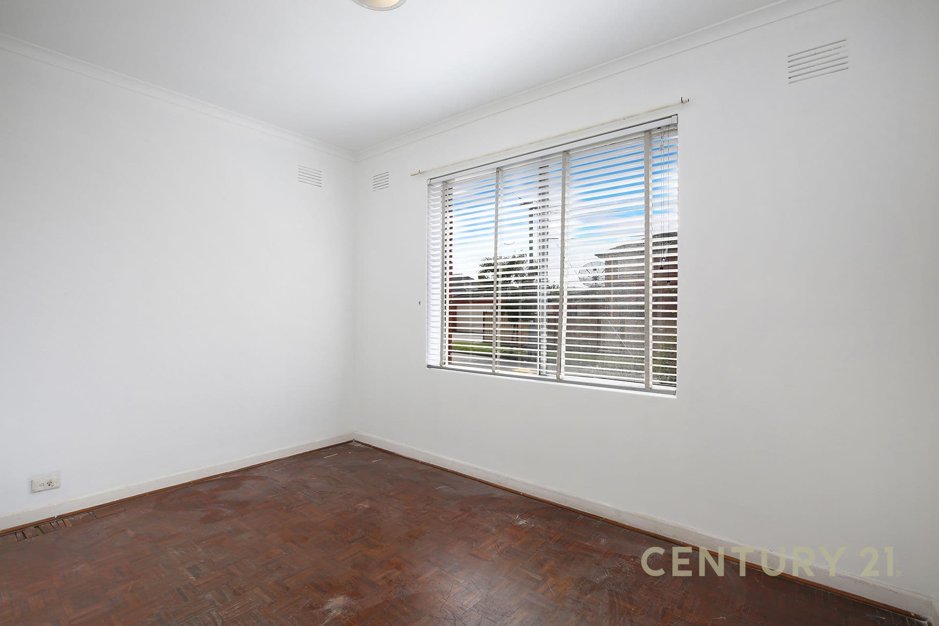 8/104-108 Springvale Road, Springvale, VIC, 3171, Springvale - Thumbnail 2