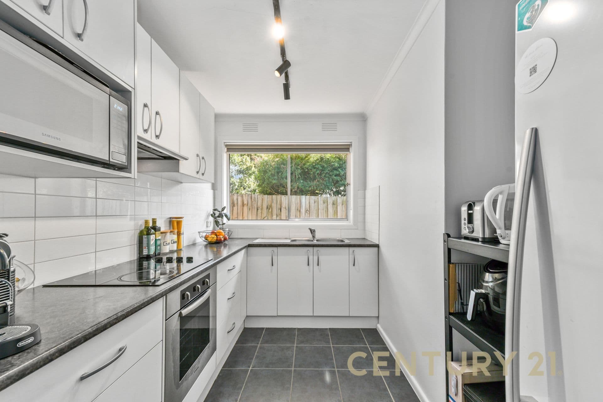 3/23-25 Olive Grove, Mentone, VIC, 3194, Mentone - Thumbnail 3