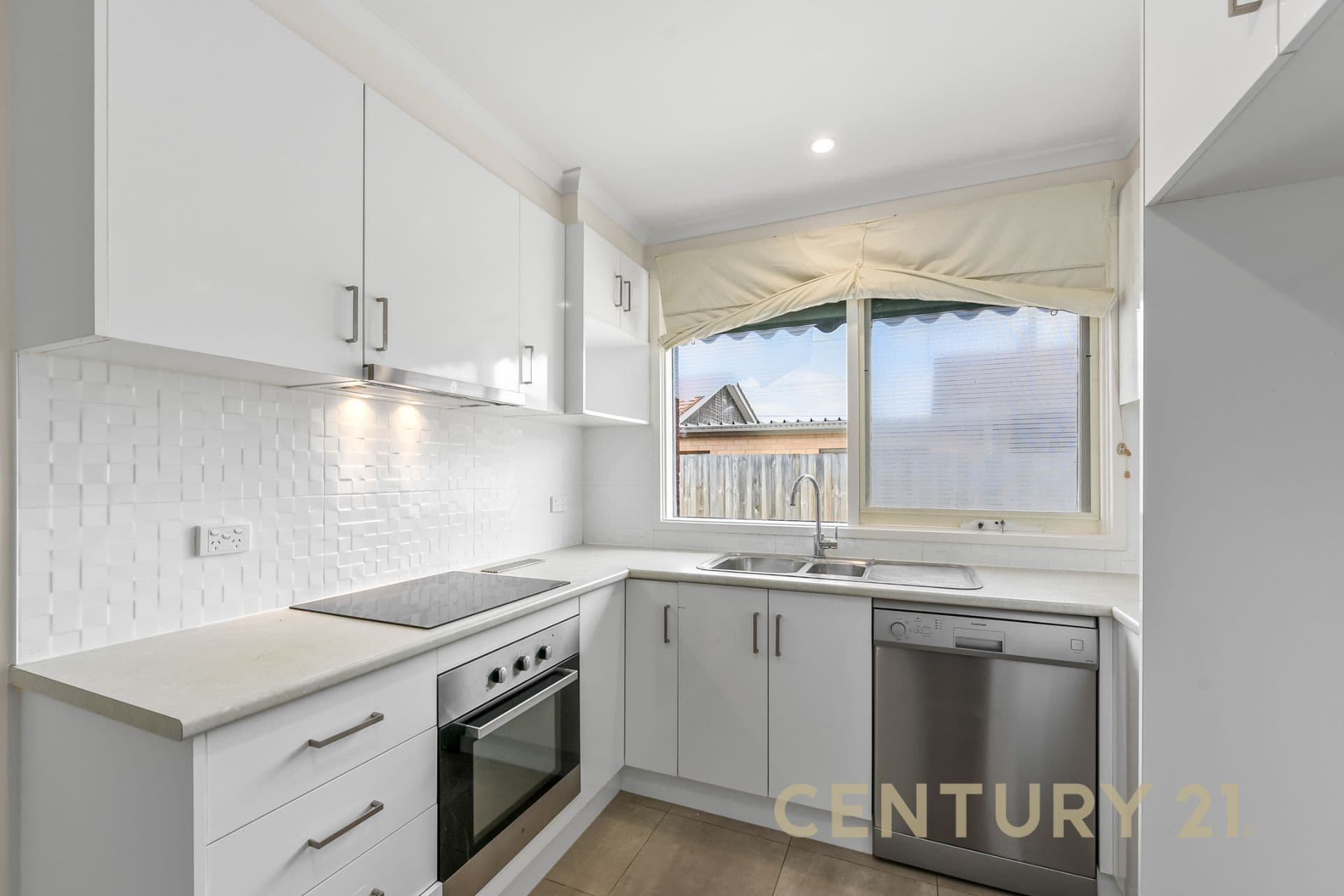 3/93 Cleeland Street, Dandenong, VIC, 3175, Dandenong - Thumbnail 3