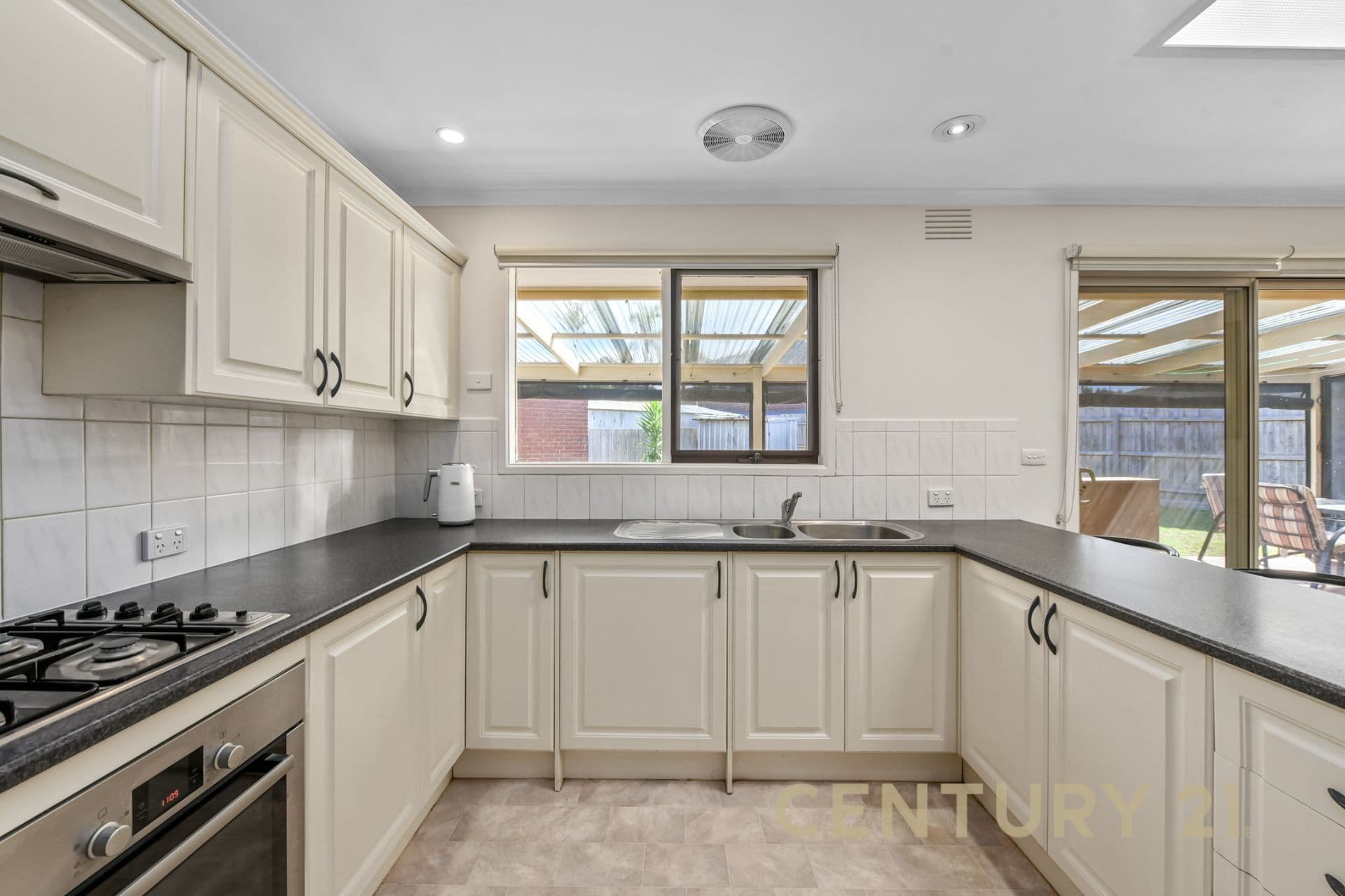 2 Mckenry Place, Dandenong North, VIC, 3175, Dandenong North - Thumbnail 3