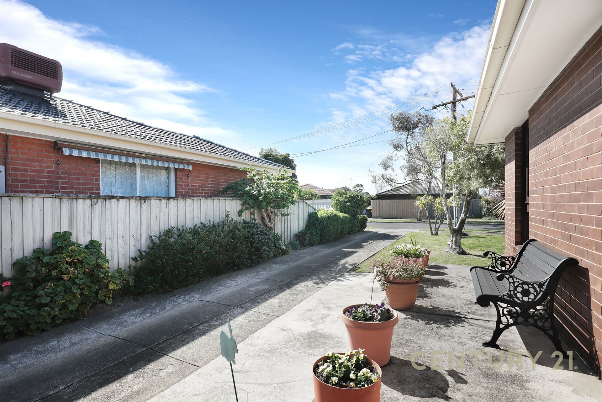 8 Cotswold Crescent, Springvale South, VIC, 3172, Springvale South - Thumbnail 2