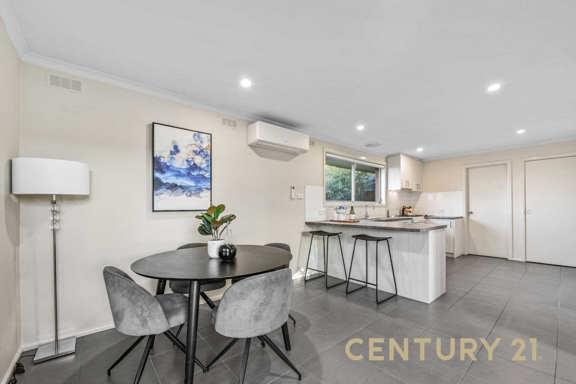 8 Illawarra Crescent, Dandenong North, VIC, 3175, Dandenong North - Thumbnail 3