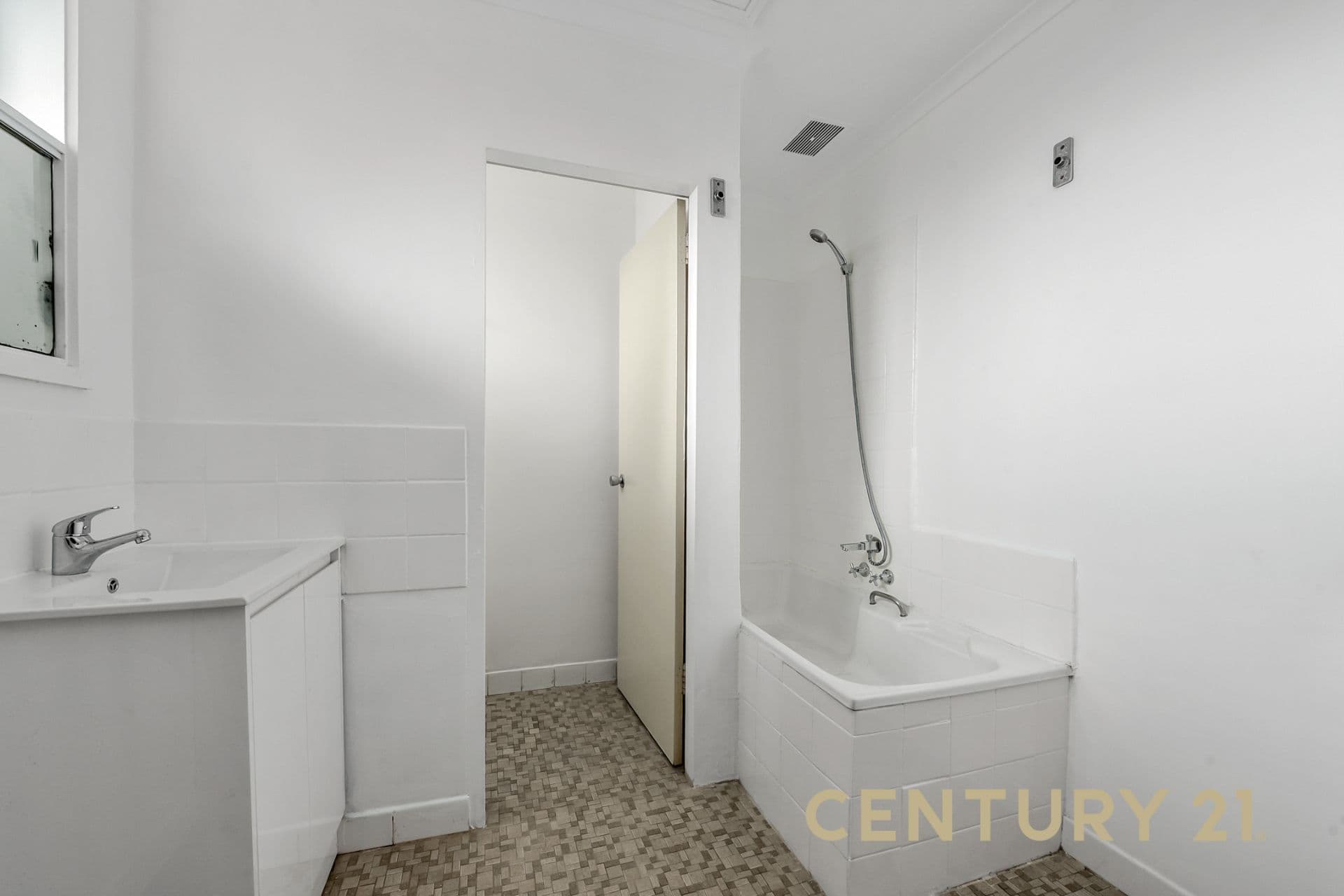 6/16 Stud Road, Dandenong, VIC, 3175, Dandenong - Thumbnail 6