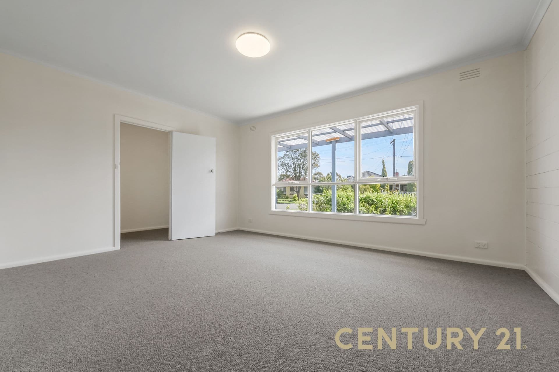 37 Nullawil Street, Springvale, VIC, 3171, Springvale - Thumbnail 2