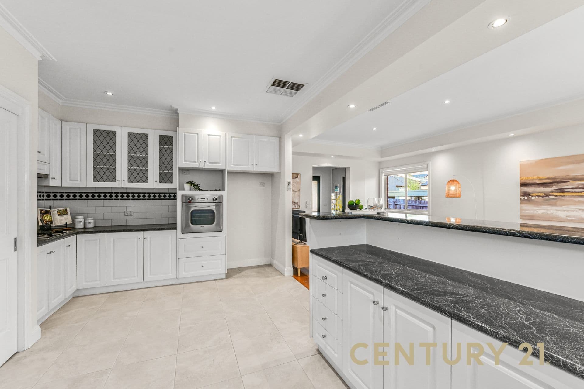 2/9 Koonalda Grove, Dandenong North, VIC, 3175, Dandenong North - Thumbnail 4