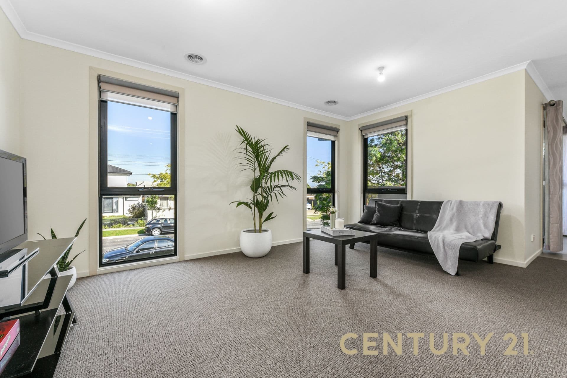 1/135 Corrigan Road, Noble Park, VIC, 3174, Noble Park - Thumbnail 2