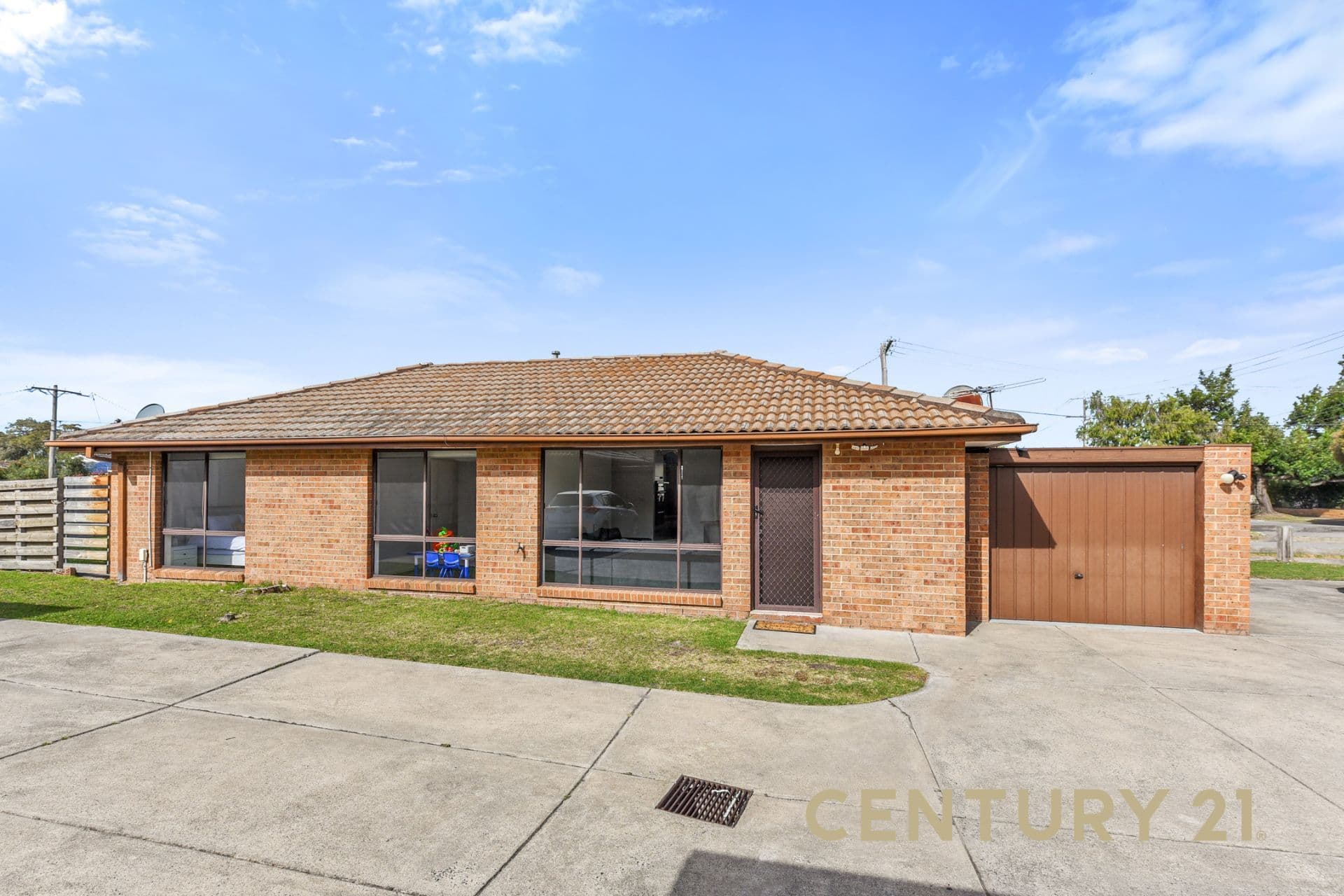 1/75-81 View Road, Springvale, VIC, 3171, Springvale - Thumbnail 2