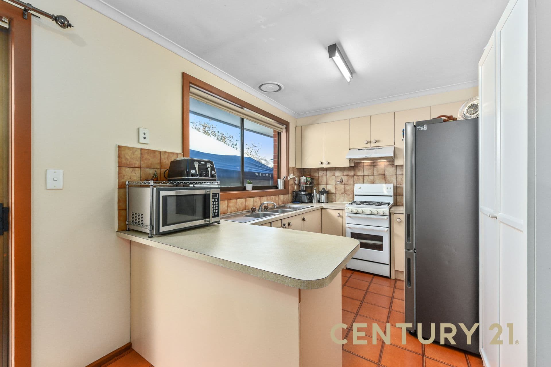2/10 Stella Avenue, Noble Park, VIC, 3174, Noble Park - Thumbnail 3