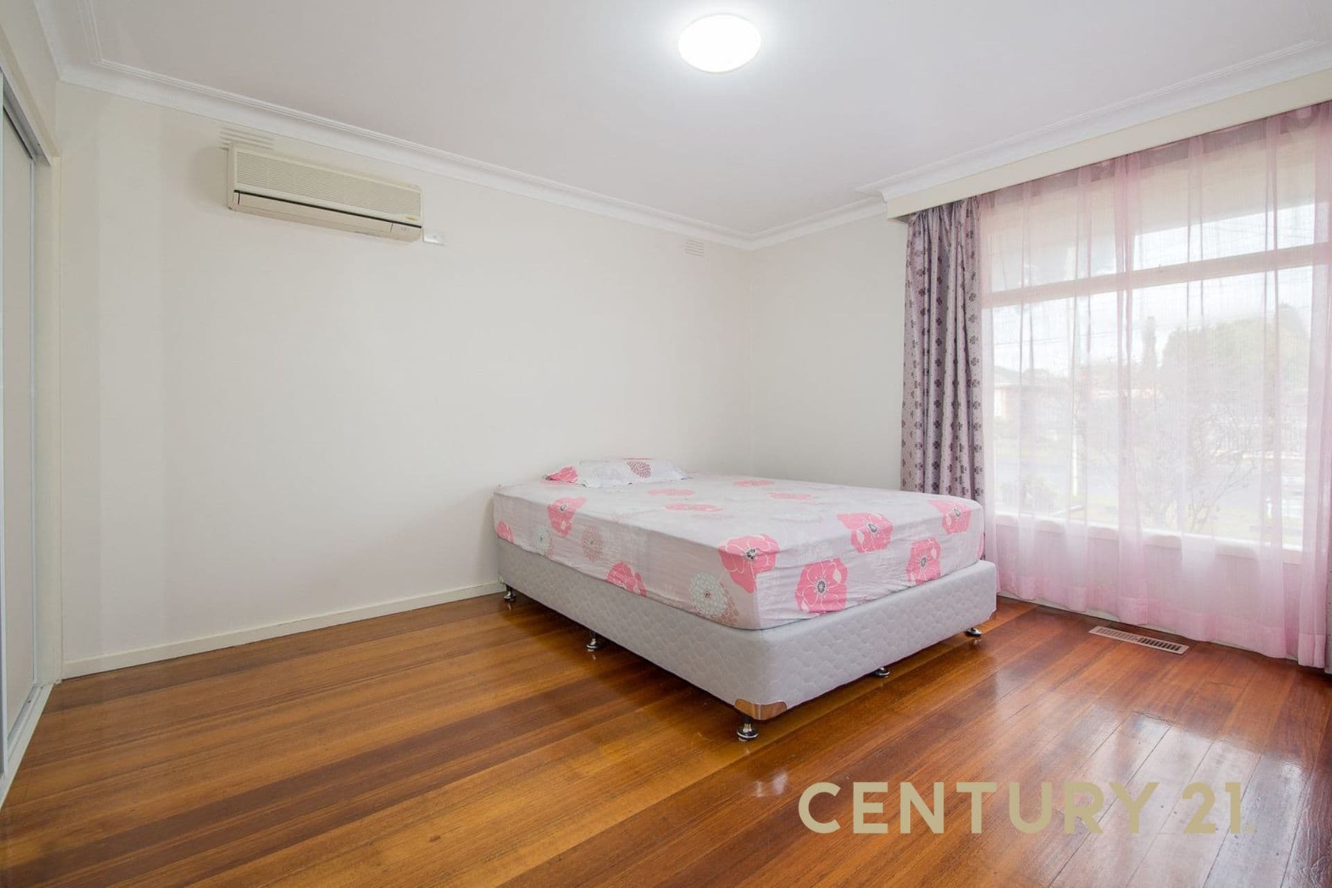 13 Walnut Crescent, Noble Park, VIC, 3174, Noble Park - Thumbnail 5
