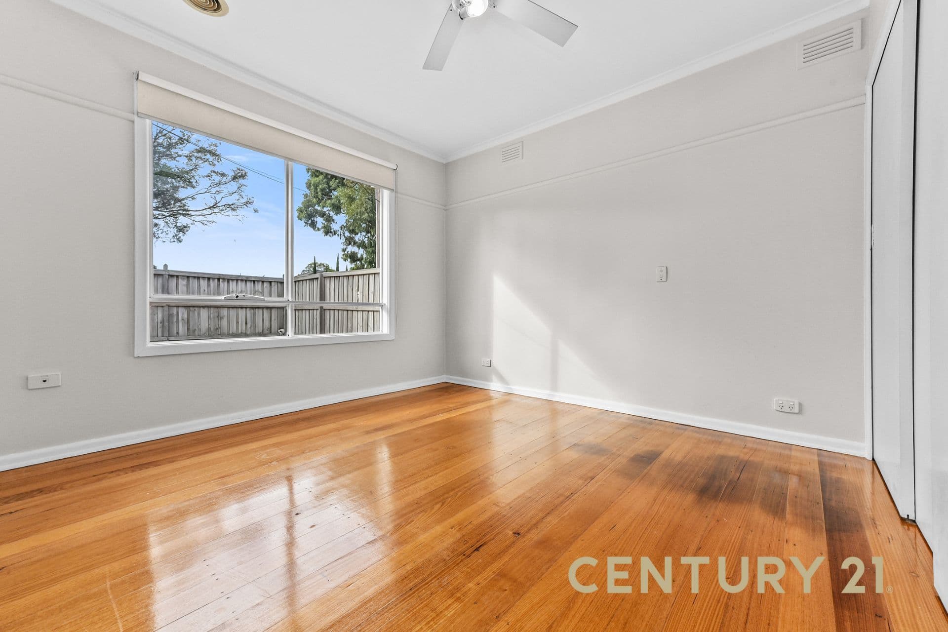 1/10 Kingswood Crescent, Noble Park North, VIC, 3174, Noble Park North - Thumbnail 4