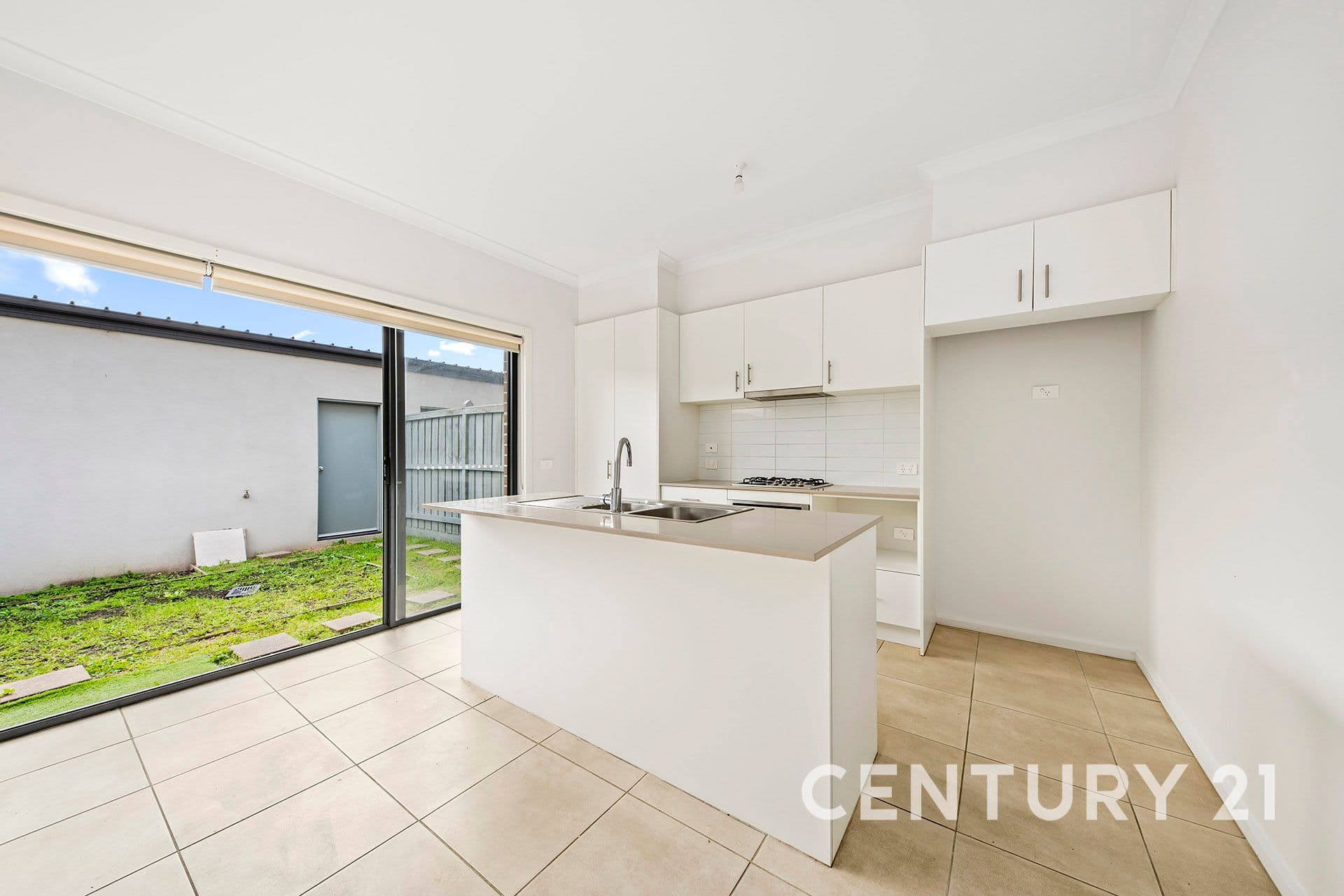 112 Henry Street, Pakenham, VIC, 3810, Pakenham - Thumbnail 5