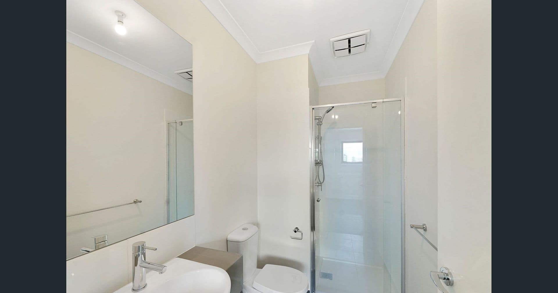 110 Henry Street, Pakenham, VIC, 3810, Pakenham - Thumbnail 5