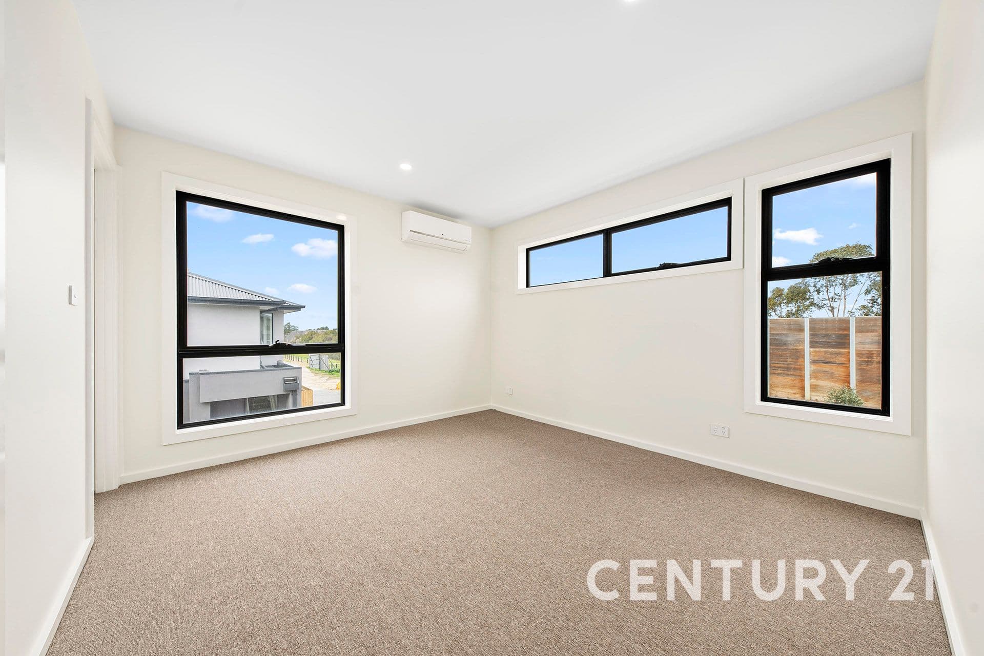 1/12 Ethan Court, Pakenham, VIC, 3810, Pakenham - Thumbnail 7