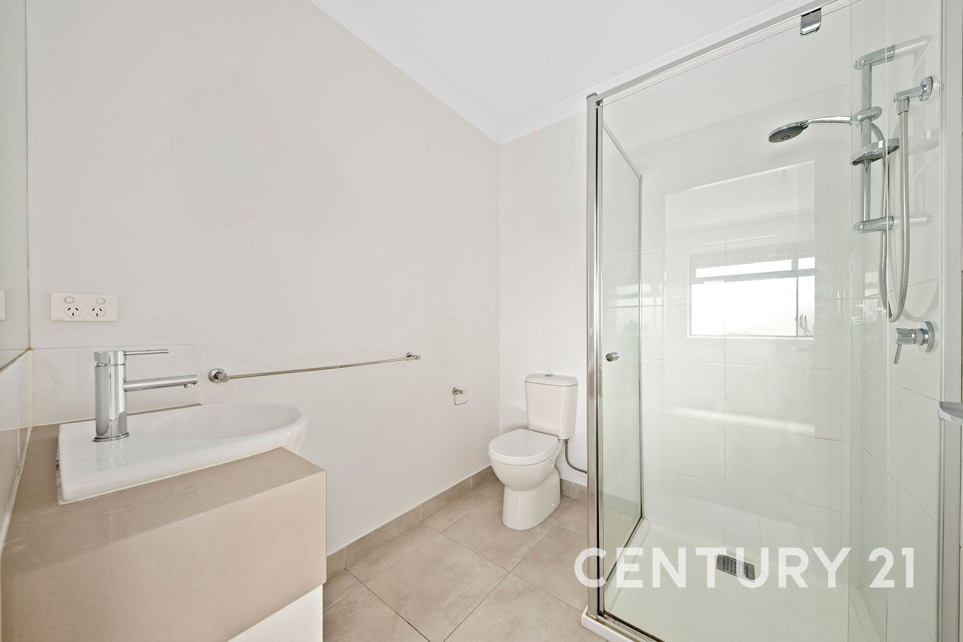 108 Henry Street, Pakenham, VIC, 3810, Pakenham - Thumbnail 8