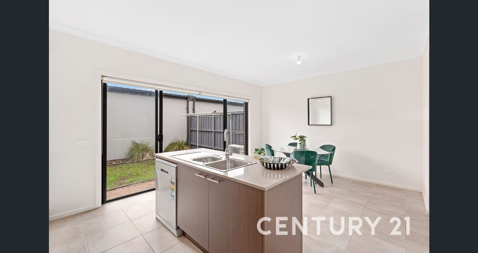 78 Henry Street, Pakenham, VIC, 3810, Pakenham - Thumbnail 5