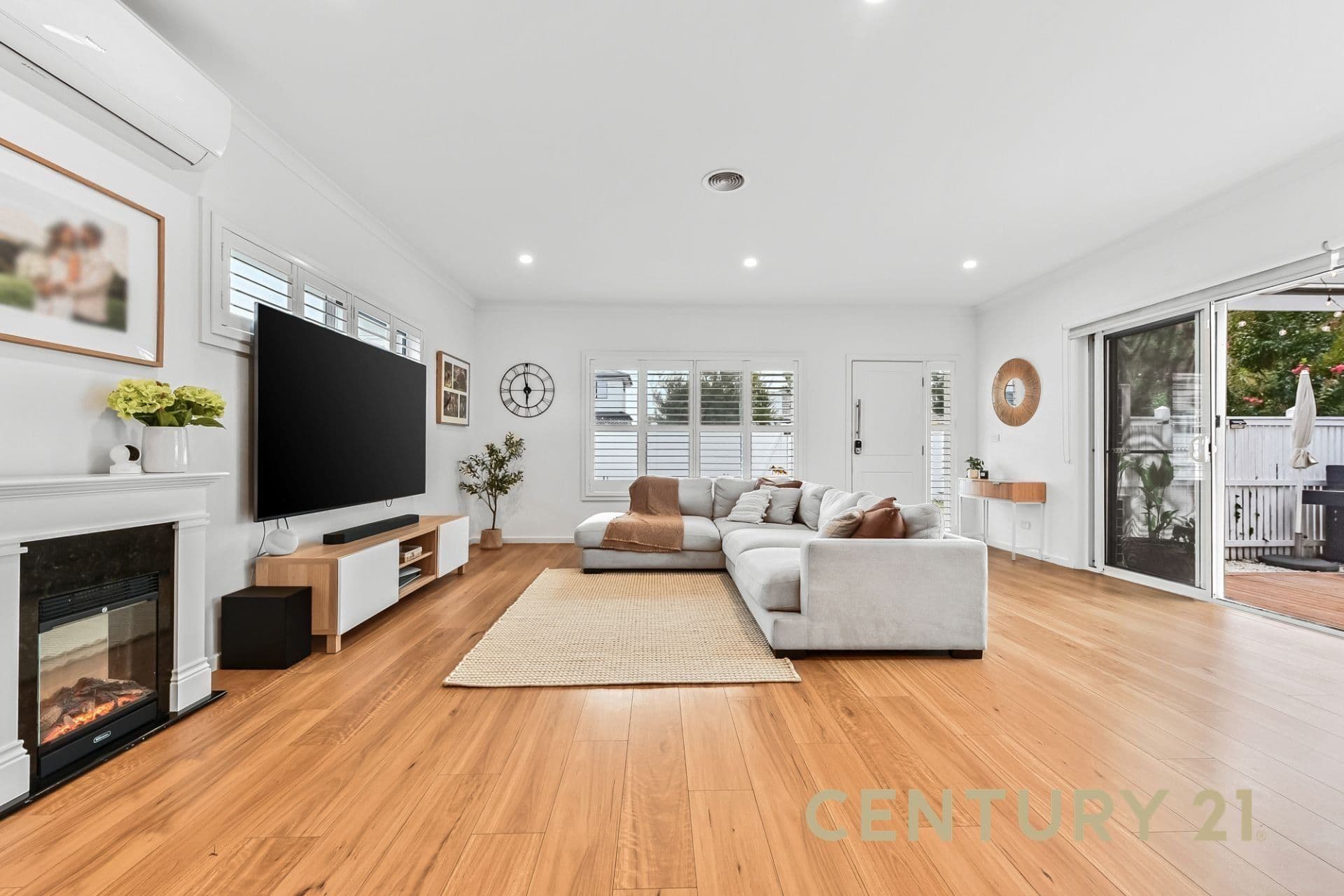 1/18 Ray Street, Dandenong, VIC, 3175, Dandenong - Thumbnail 2