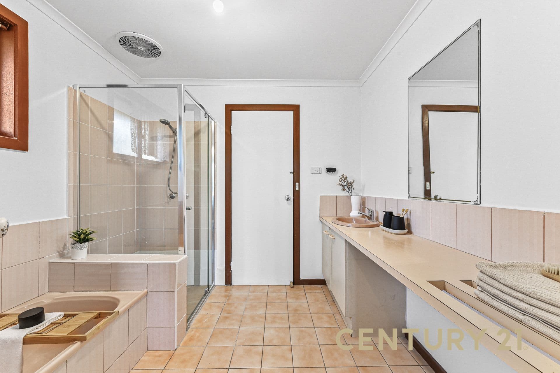 28 Llewellyn Court, Noble Park, VIC, 3174, Noble Park - Thumbnail 8