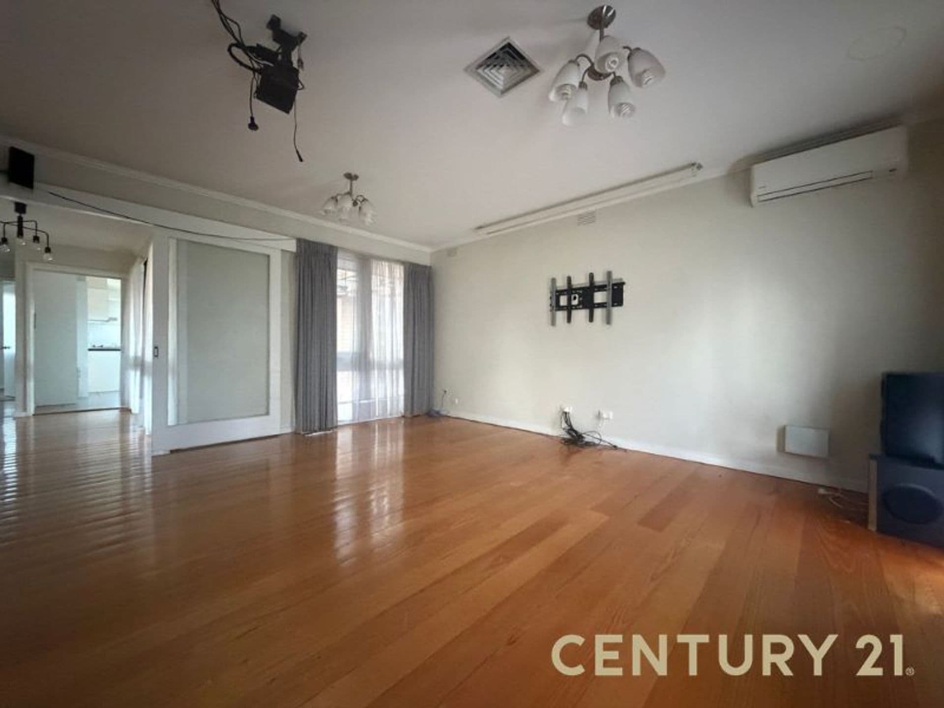 35 Douglas Street, Noble Park, VIC, 3174, Keysborough - Thumbnail 3