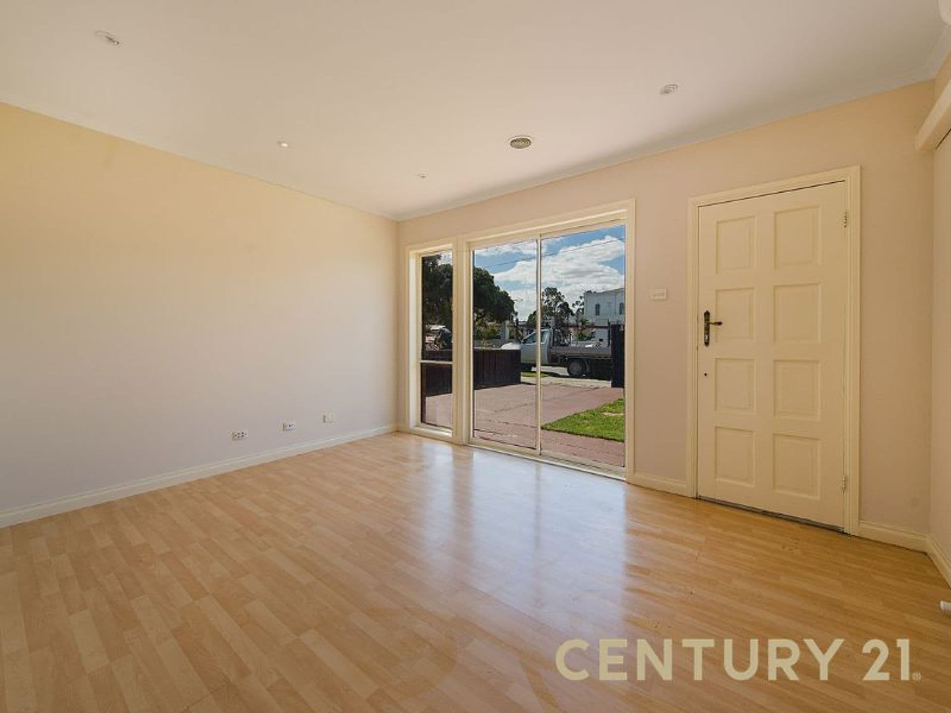 5/9 Dalgety Street, Dandenong, VIC, 3175, Dandenong - Thumbnail 3