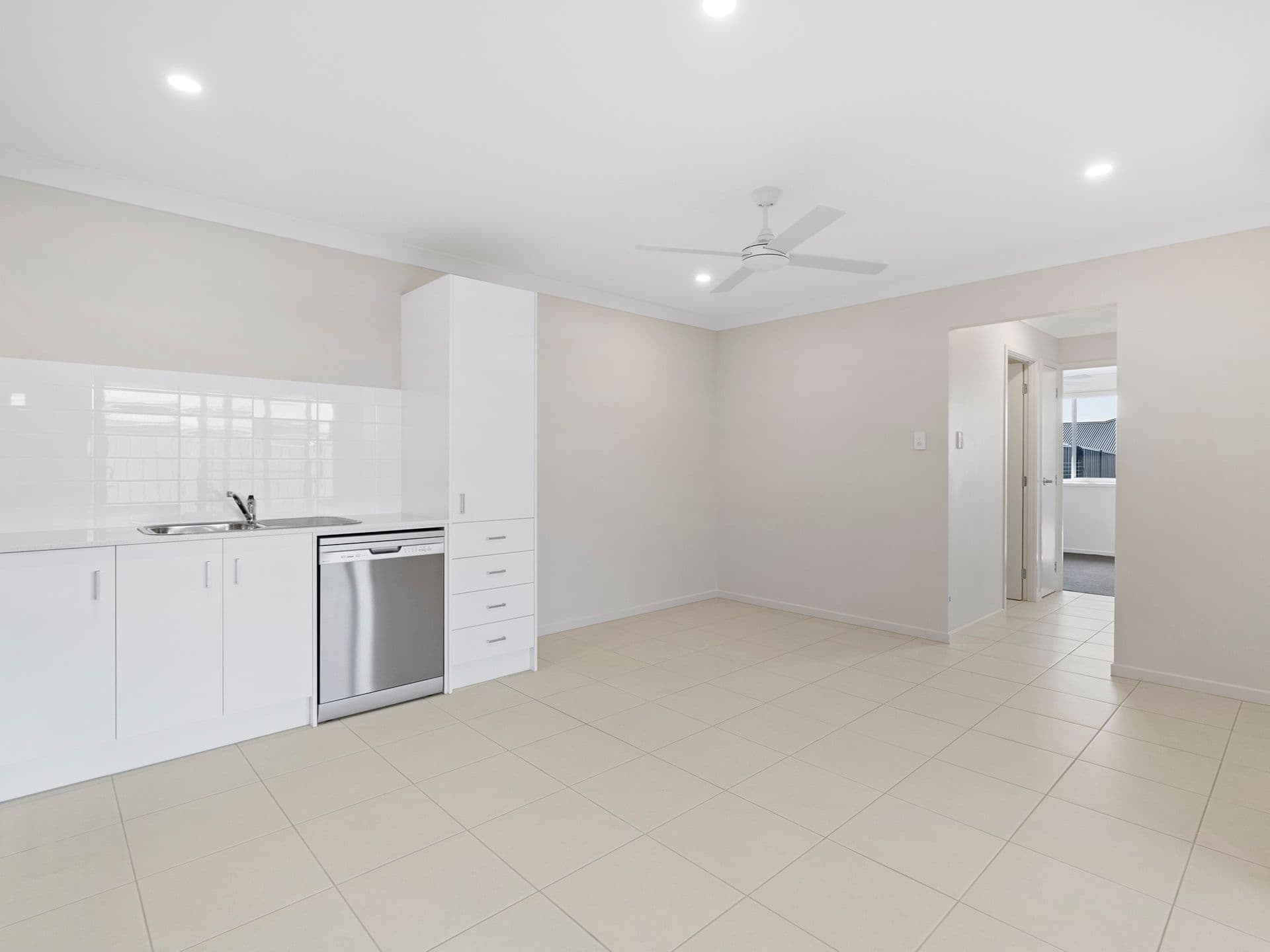 2/112 Averys Lane, Heddon Greta, NSW, 2321, Heddon Greta - Thumbnail 4
