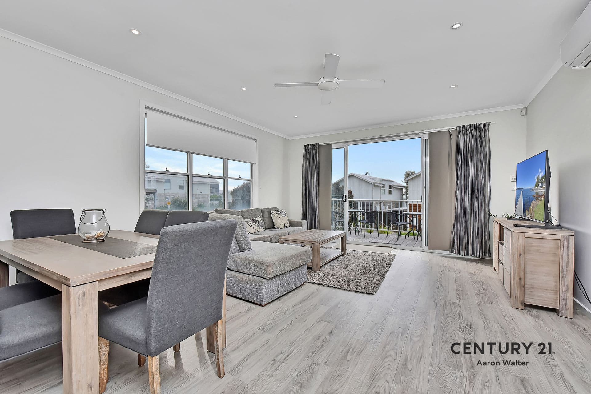2 Beachside Drive, Caves Beach, NSW, 2281, Caves Beach - Thumbnail 4