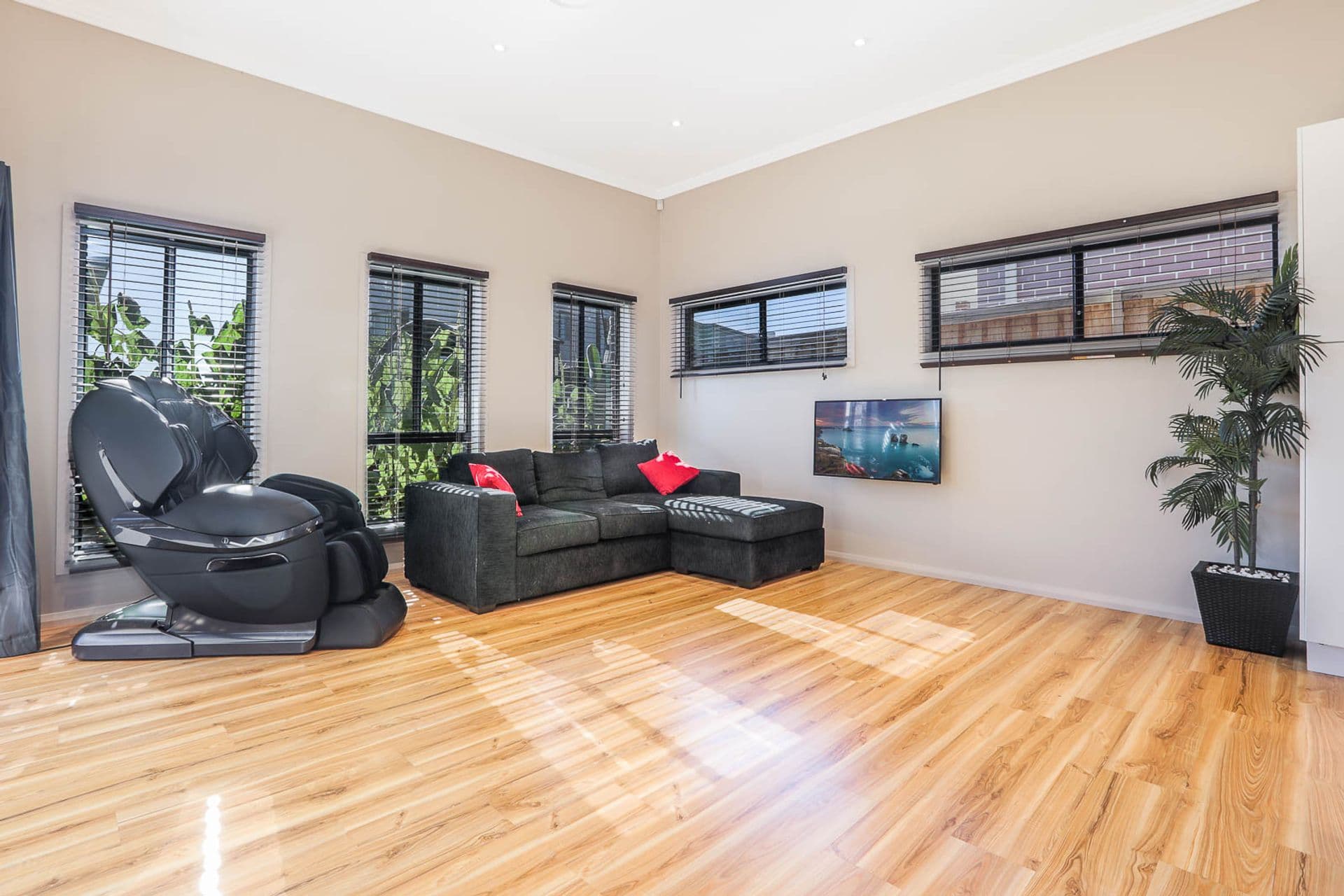 42 Bridgewood Drive, Beaumont Hills, NSW, 2155, Beaumont Hills - Thumbnail 5