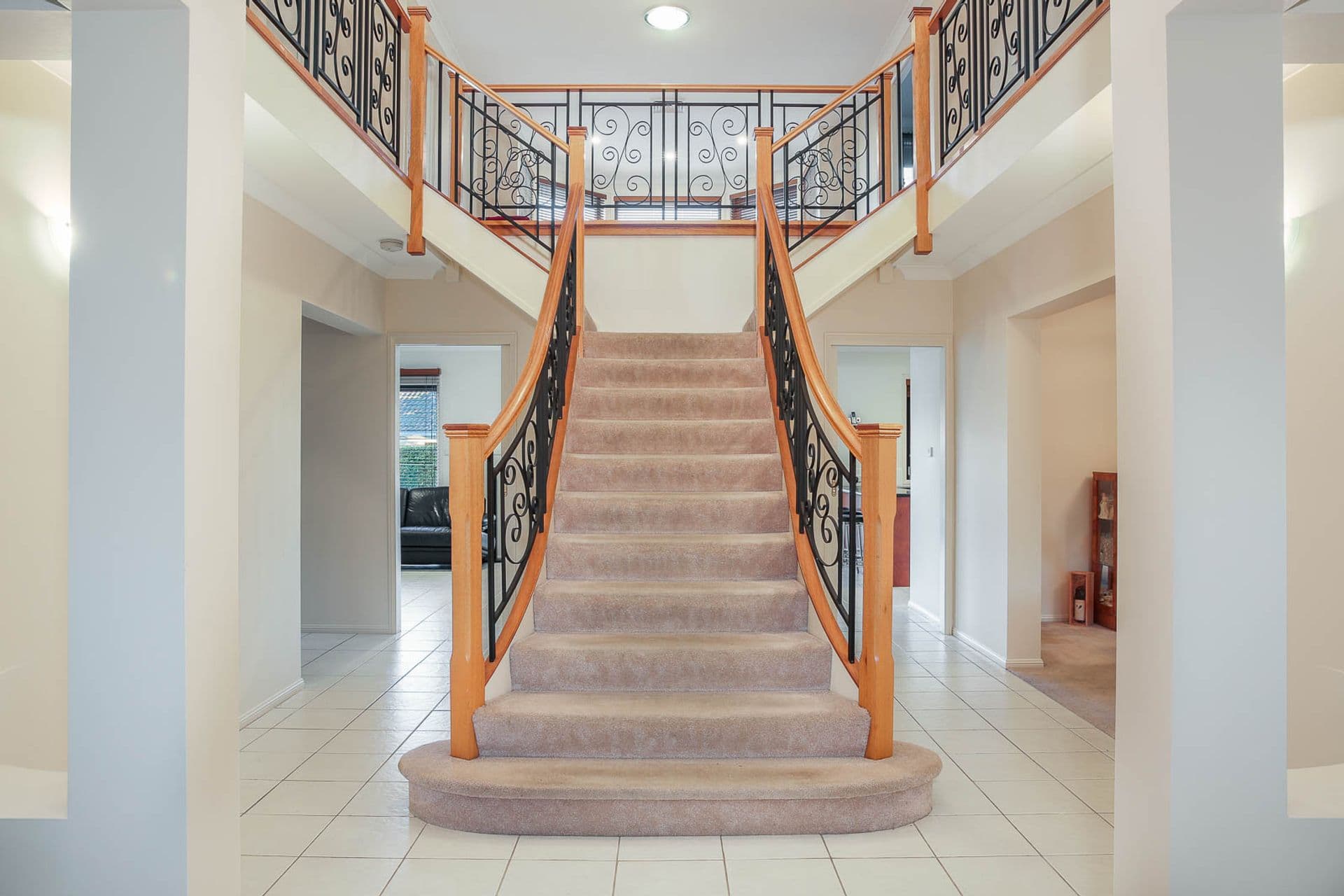 120 Brampton Drive, Beaumont Hills, NSW, 2155, Beaumont Hills - Thumbnail 2