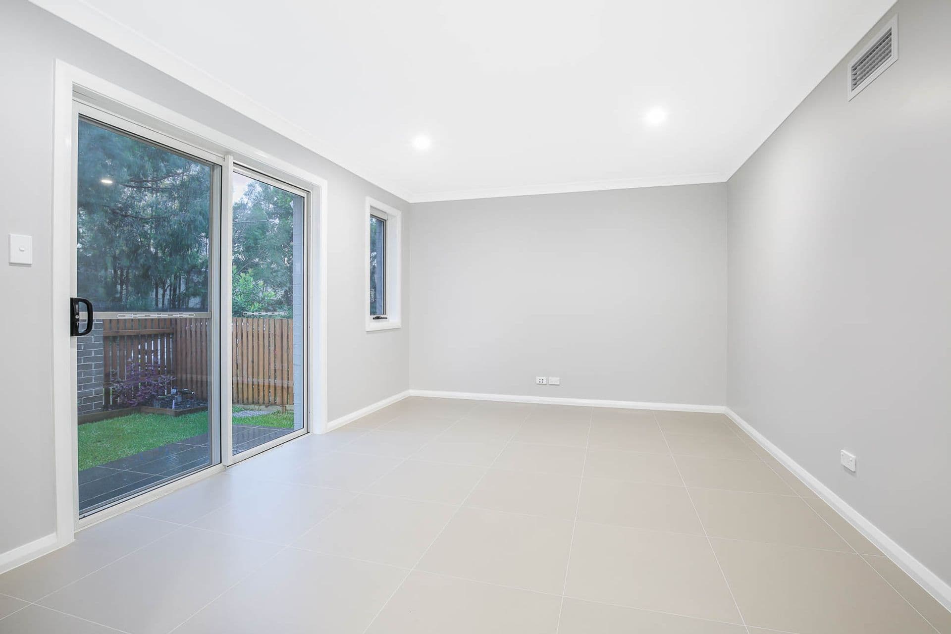 26 Caballo Street, Beaumont Hills, NSW, 2155, Beaumont Hills - Thumbnail 4