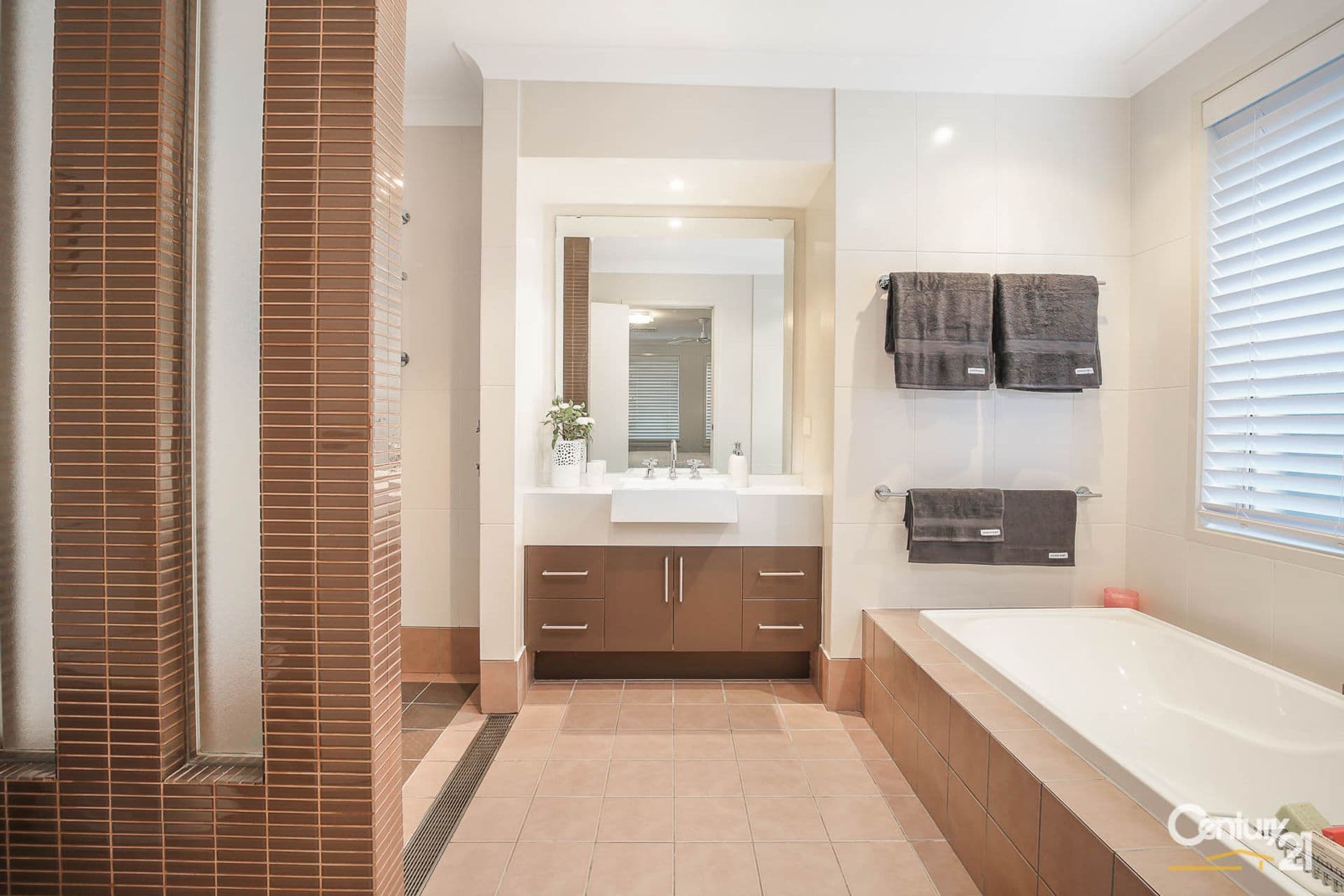 17 Blue Bell Circuit, Kellyville, NSW, 2155, Kellyville - Thumbnail 6