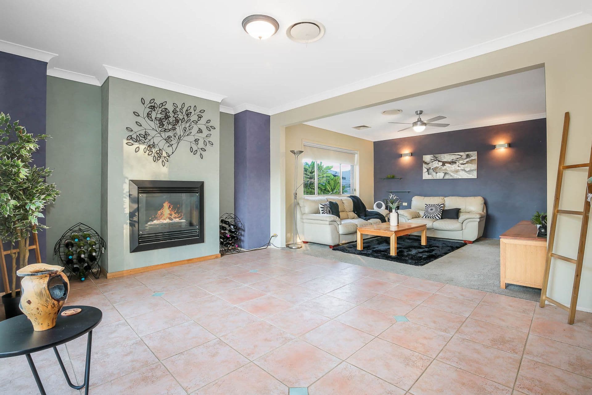 12 Brampton Drive, Beaumont Hills, NSW, 2155, Beaumont Hills - Thumbnail 2