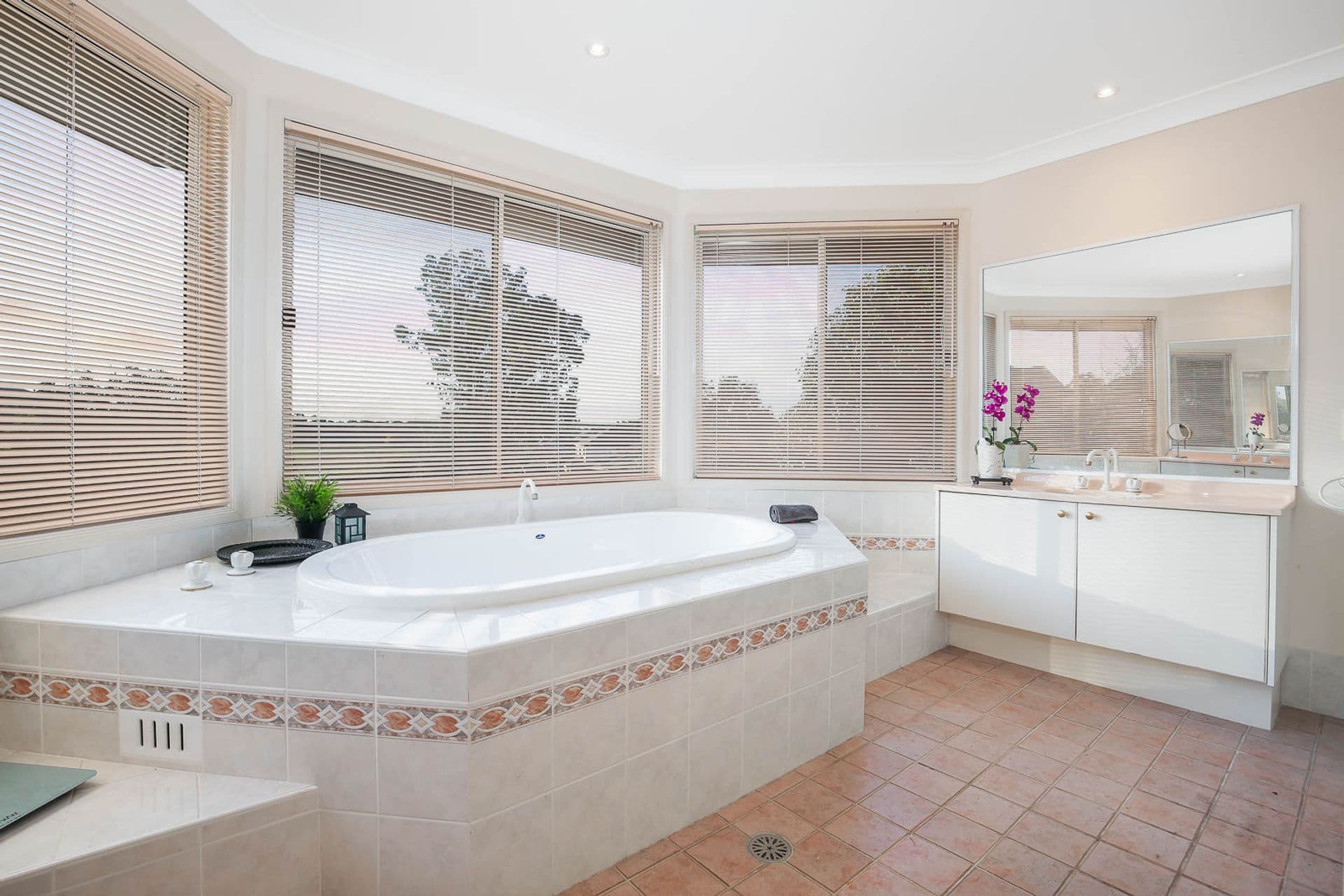 12 Brampton Drive, Beaumont Hills, NSW, 2155, Beaumont Hills - Thumbnail 5