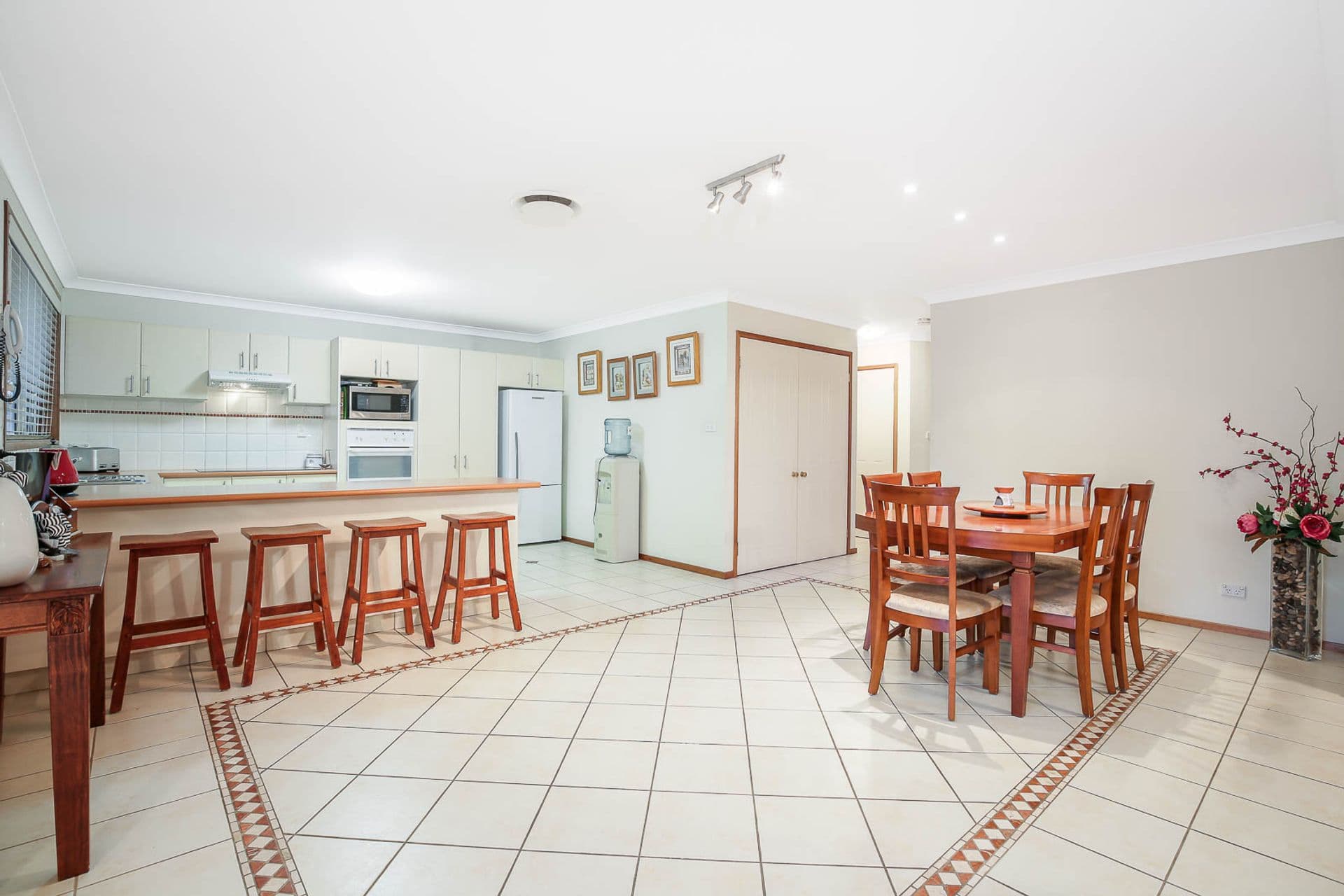 18 Tallowood Grove, Beaumont Hills, NSW, 2155, Beaumont Hills - Thumbnail 5