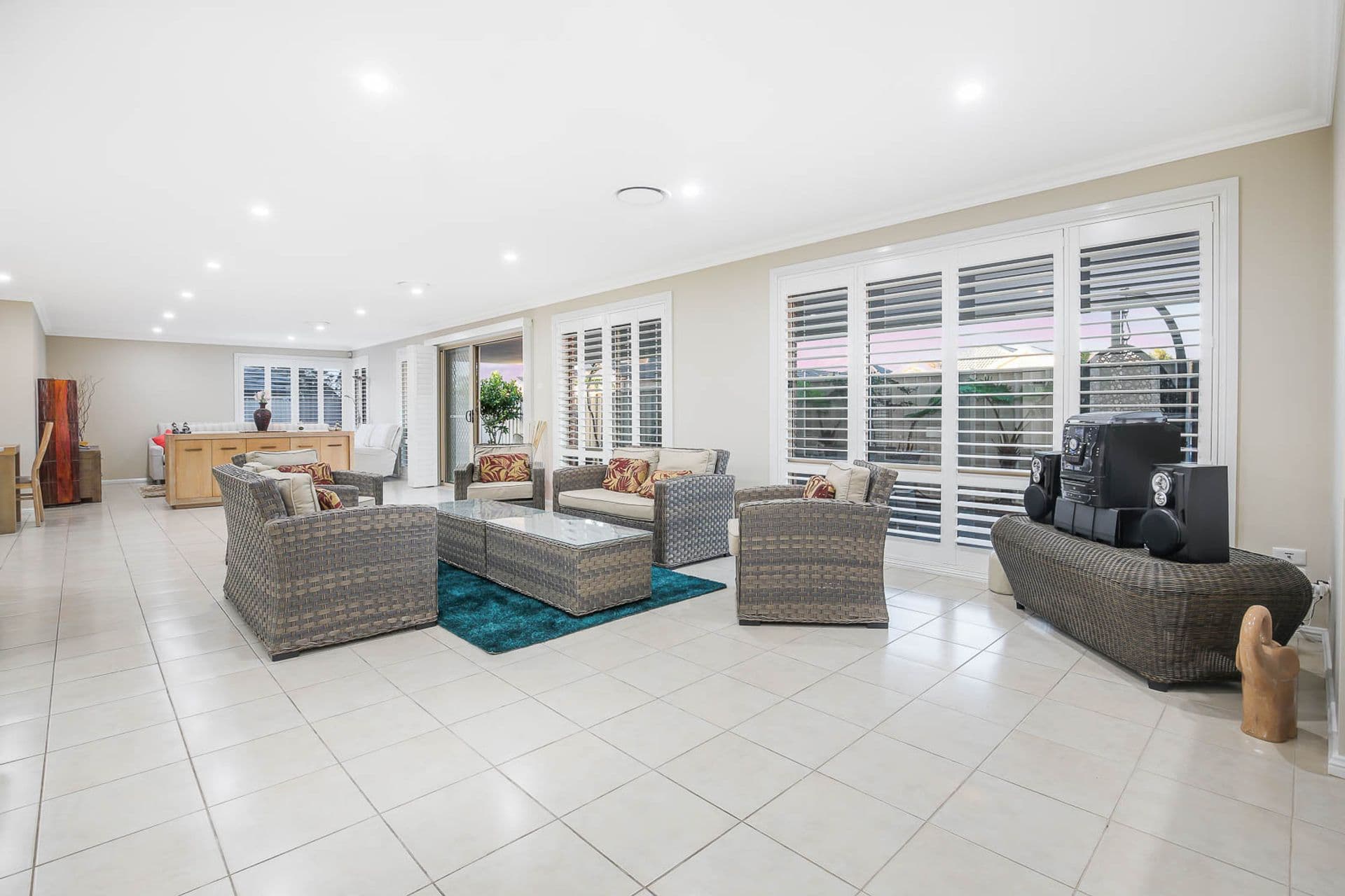 16 Honeyeater Crescent, Beaumont Hills, NSW, 2155, Beaumont Hills - Thumbnail 3