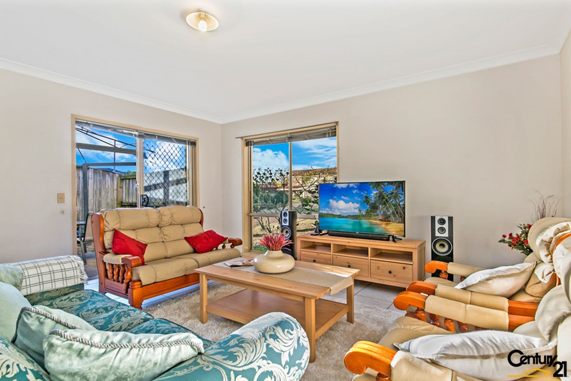 2 Melinda Close, Beaumont Hills, NSW, 2155, Beaumont Hills - Thumbnail 3