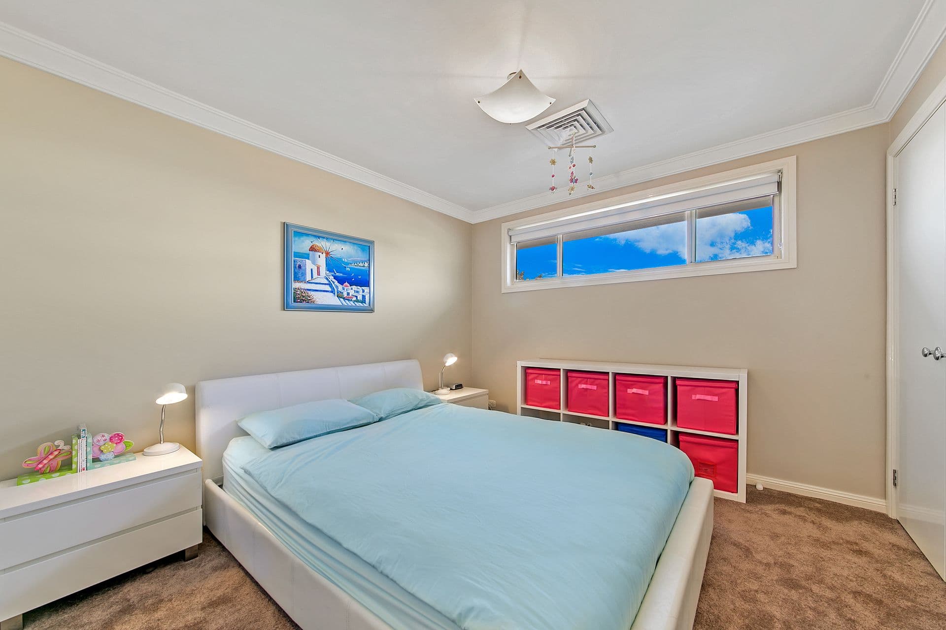 33 Honeyeater Crescent, Beaumont Hills, NSW, 2155, Beaumont Hills - Thumbnail 3