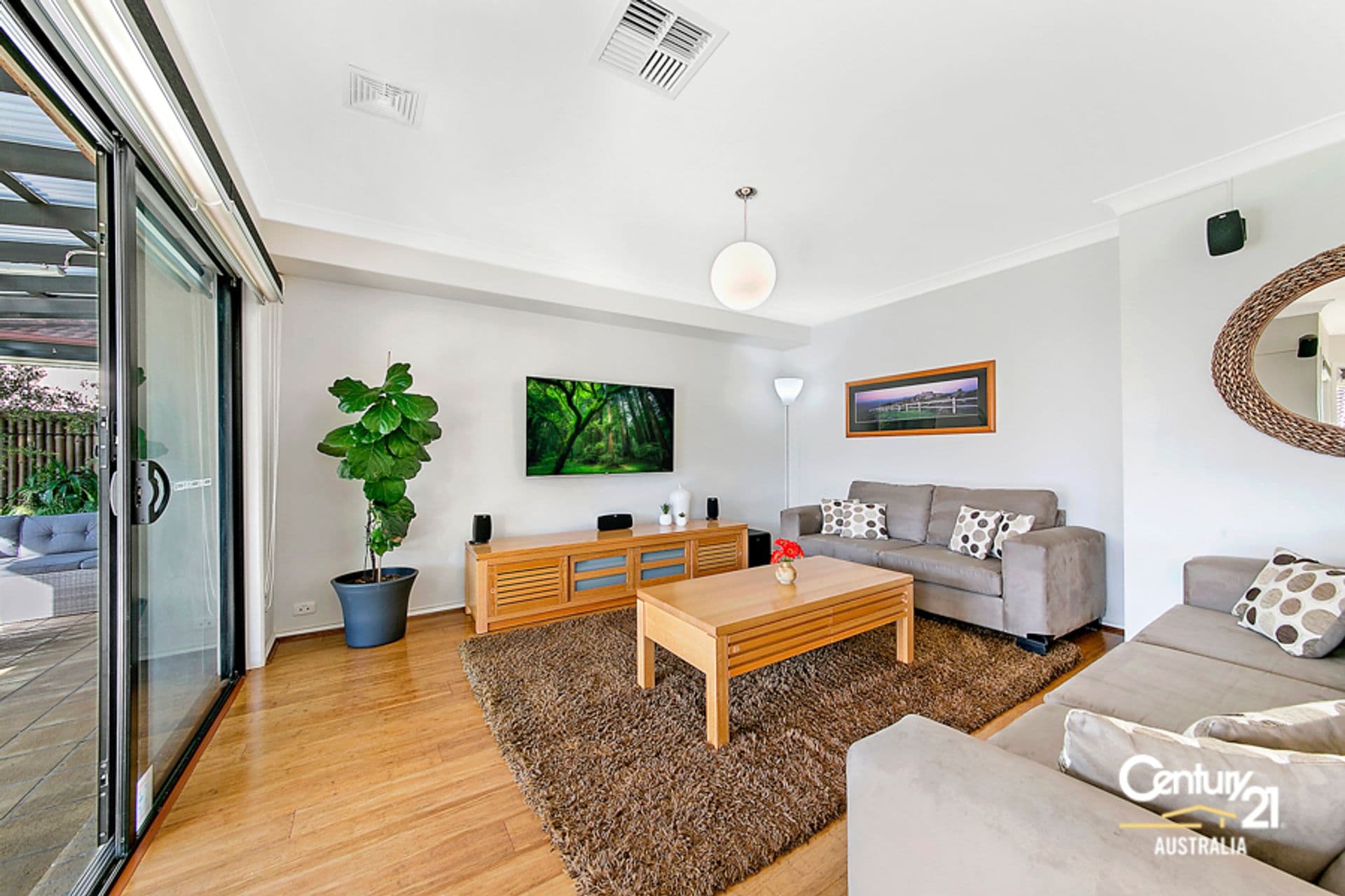 2 Hamish Court, Beaumont Hills, NSW, 2155, Beaumont Hills - Thumbnail 5
