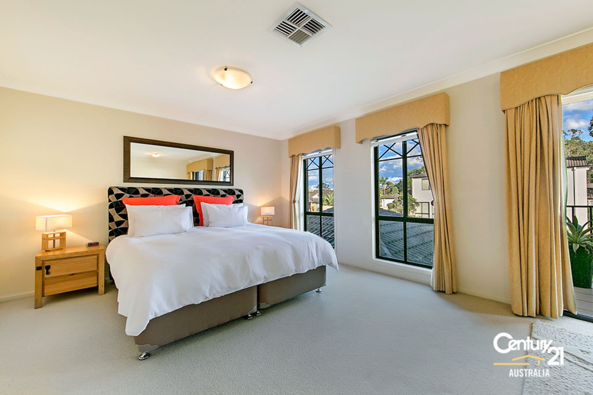 2 Hamish Court, Beaumont Hills, NSW, 2155, Beaumont Hills - Thumbnail 8