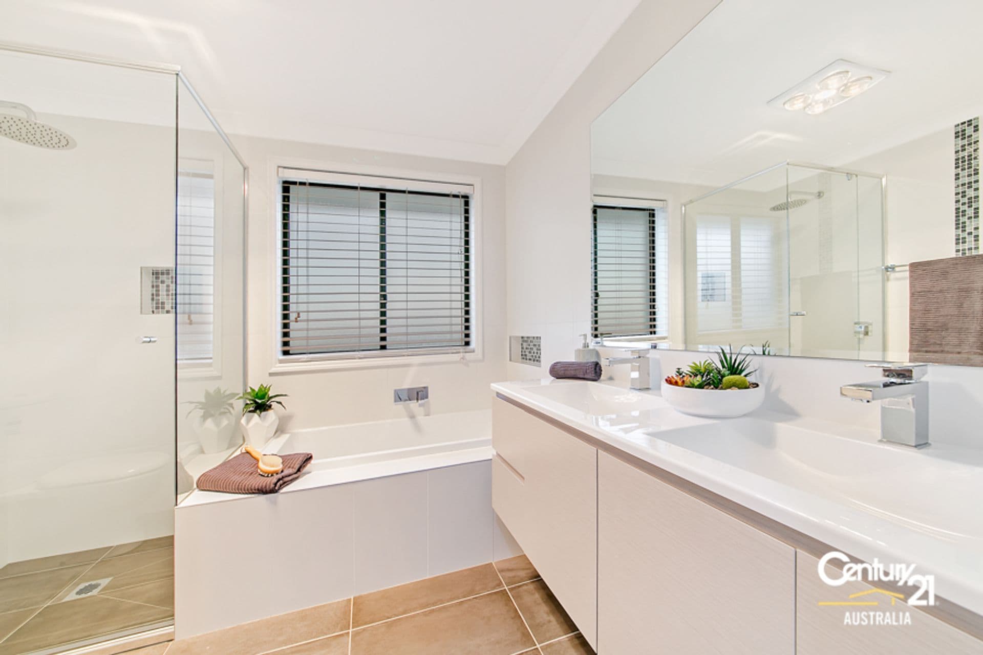 13 Beaumont Drive, Beaumont Hills, NSW, 2155, Beaumont Hills - Thumbnail 8
