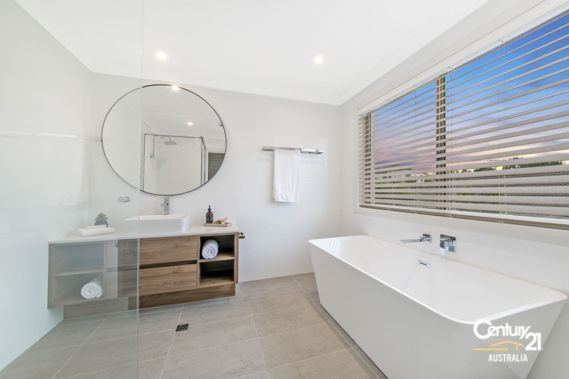 2 Melinda Close, Beaumont Hills, NSW, 2155, Beaumont Hills - Thumbnail 4