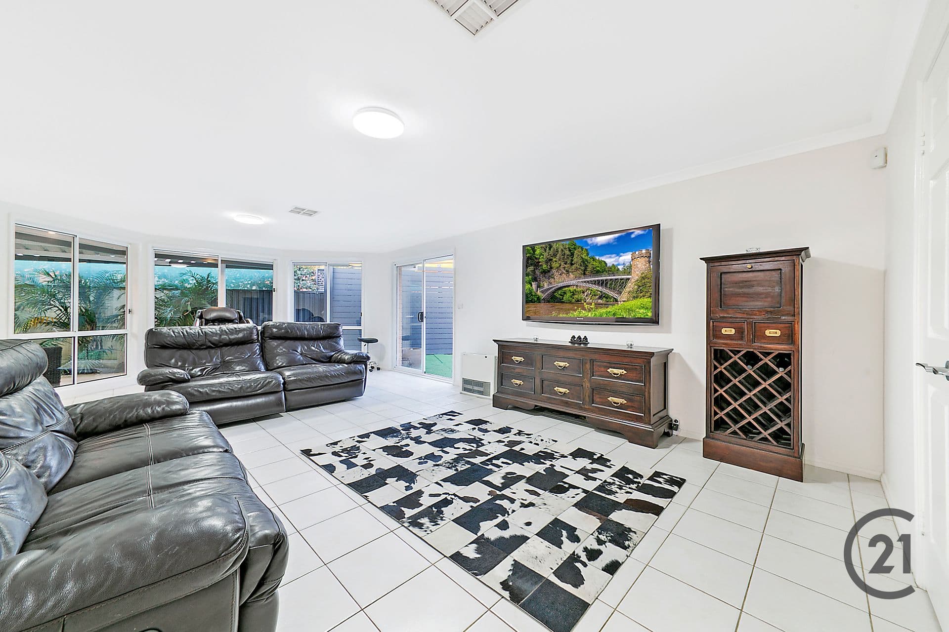 3 Hamish Court, Beaumont Hills, NSW, 2155, Beaumont Hills - Thumbnail 4