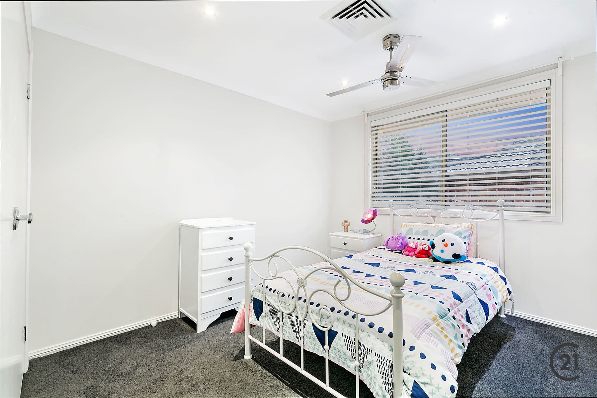 2 Hyatt Close, Rouse Hill, NSW, 2155, Rouse Hill - Thumbnail 7