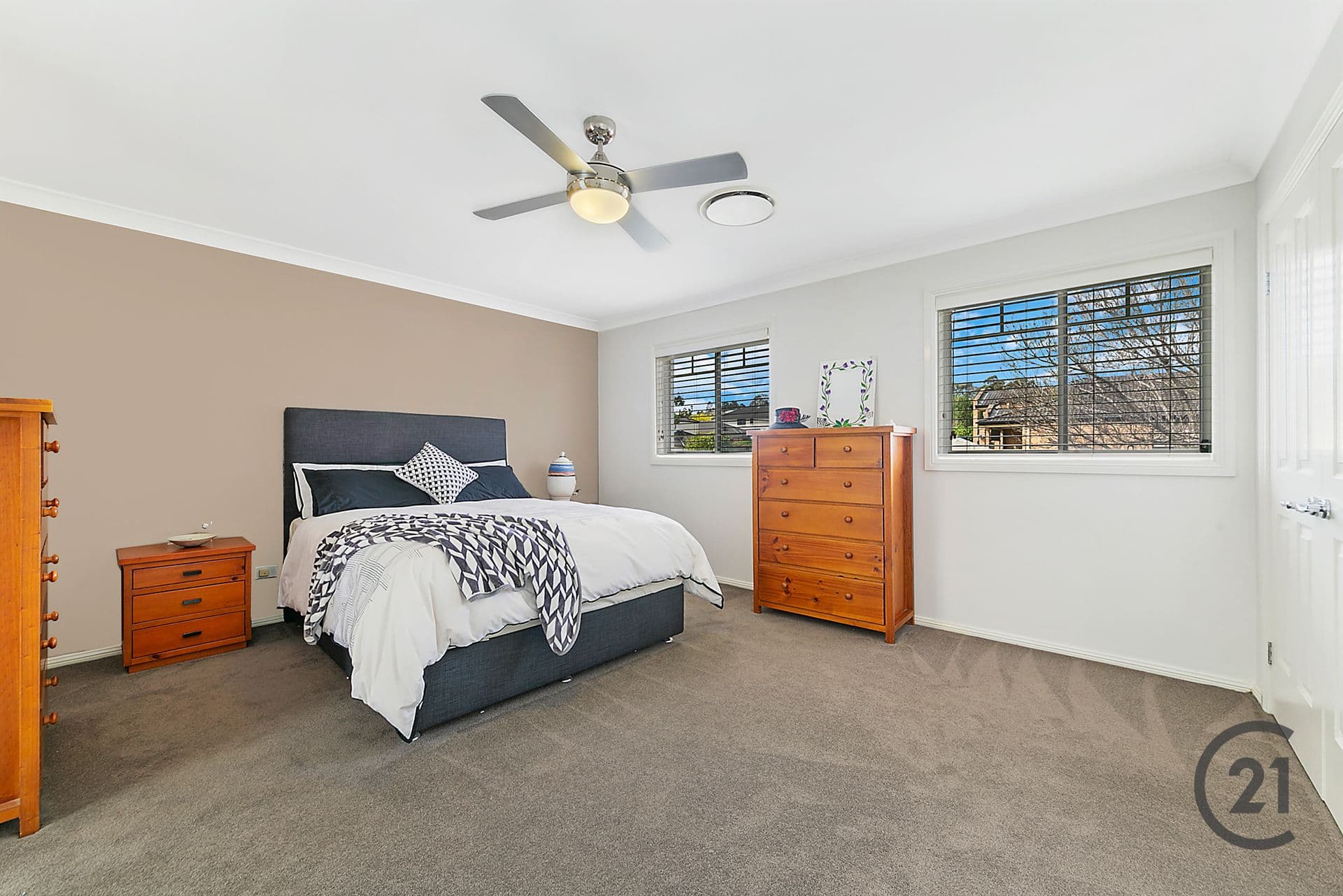 6 Morgan Place, Beaumont Hills, NSW, 2155, Beaumont Hills - Thumbnail 3