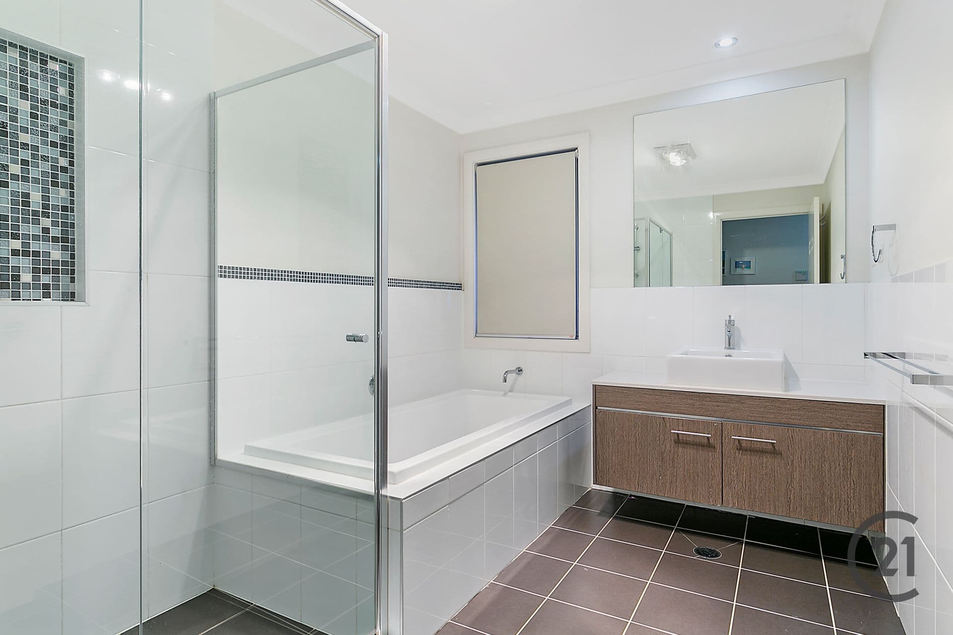 17 Eaglewood Gardens, Beaumont Hills, NSW, 2155, Beaumont Hills - Thumbnail 5