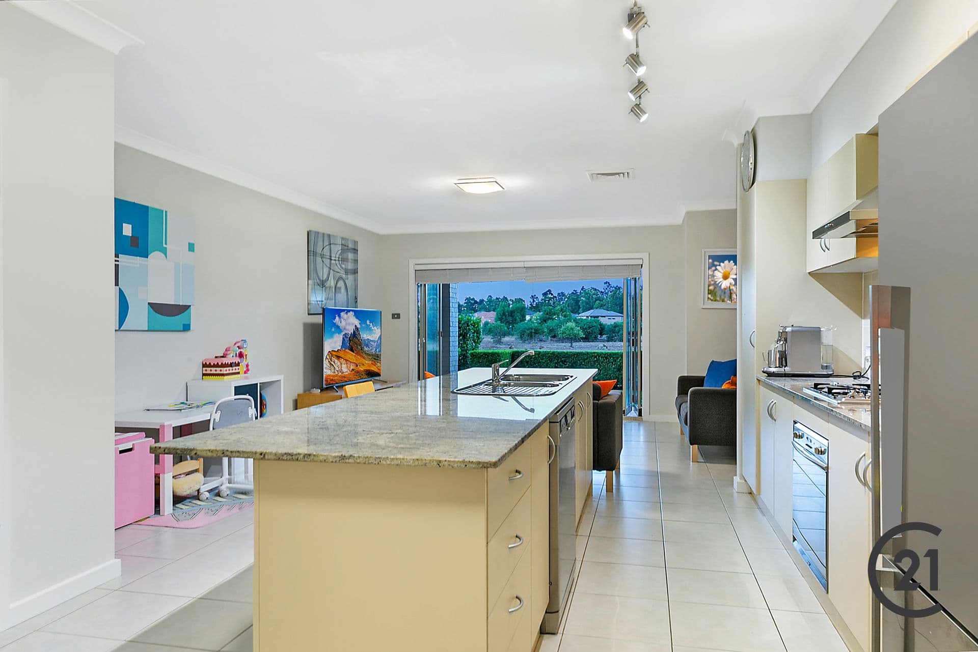 1 Gambier Avenue, Beaumont Hills, NSW, 2155, Beaumont Hills - Thumbnail 8